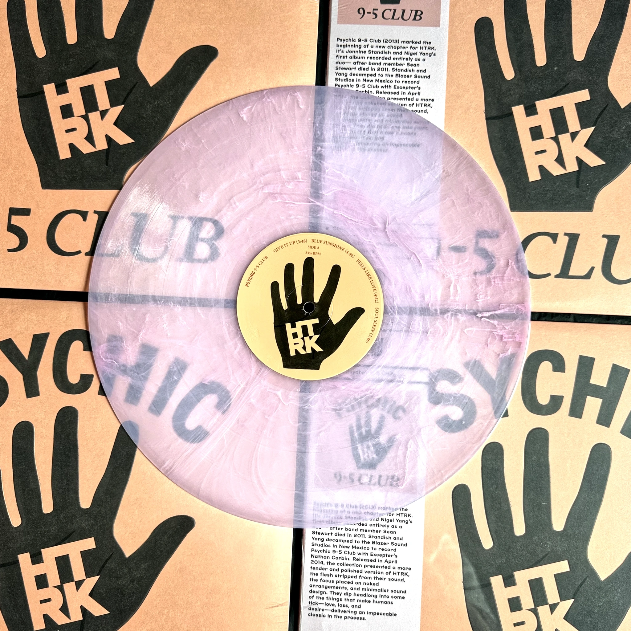 STORE // HTRK