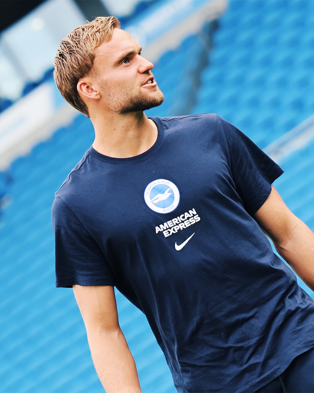 Brighton&Hove Albion ブライトンFC ポロシャツ 紺色 Brighton&Hove Albion ブライトンFC ポロシャツ 紺色 Brighton&Hove
