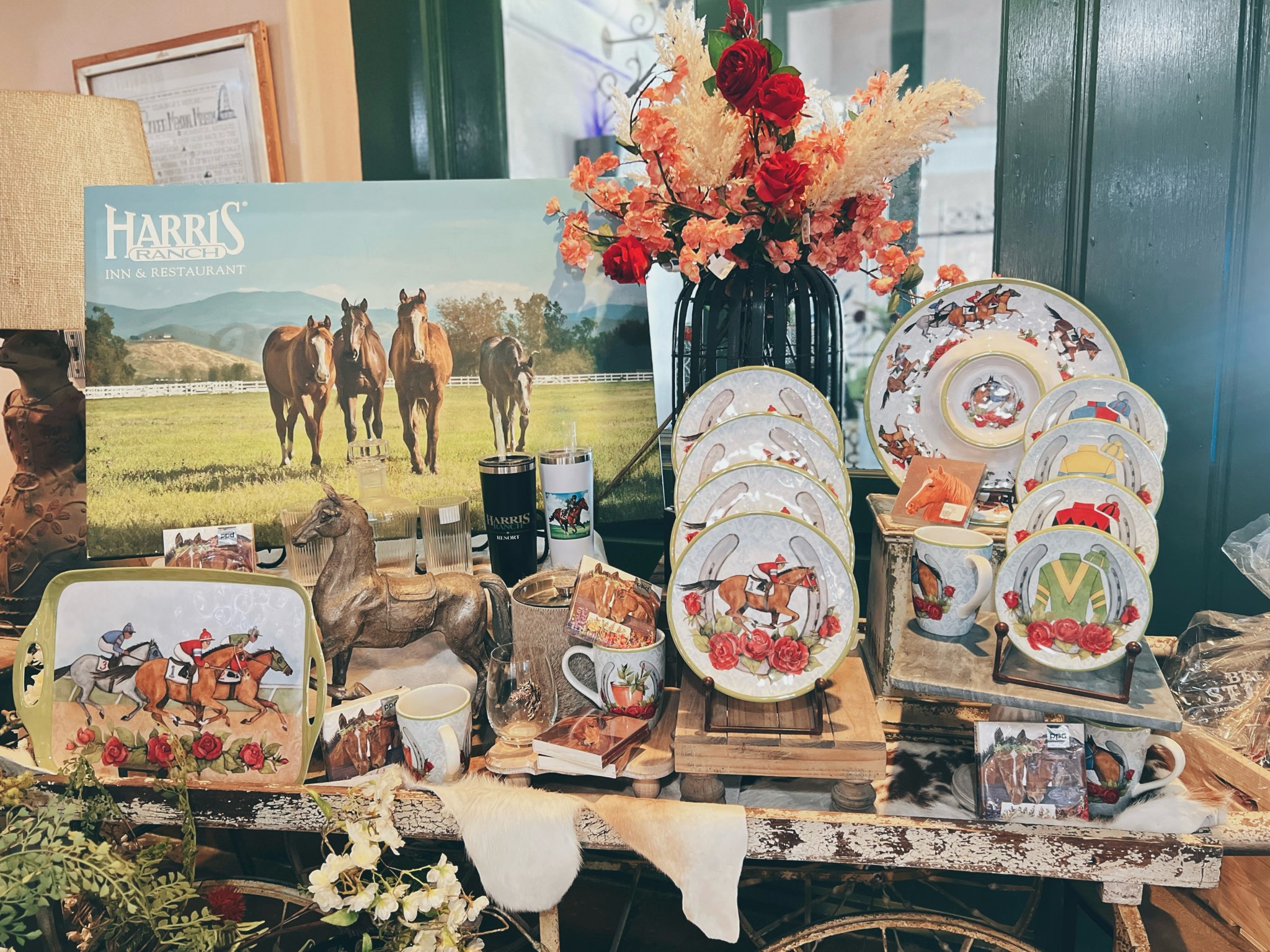 🐎 Spring is in the Air! 🌿🌸... - Harris Ranch Country Store | Facebook