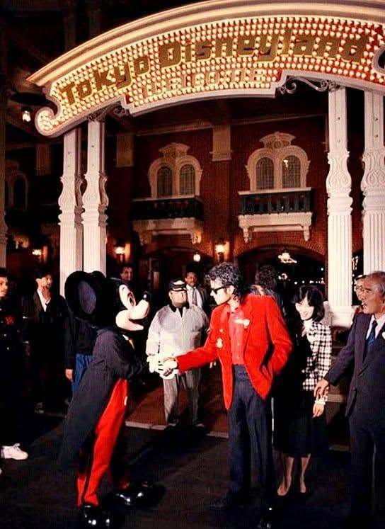 OnThisDay September 29, 1987. Michael Jackson spent time at Tokyo