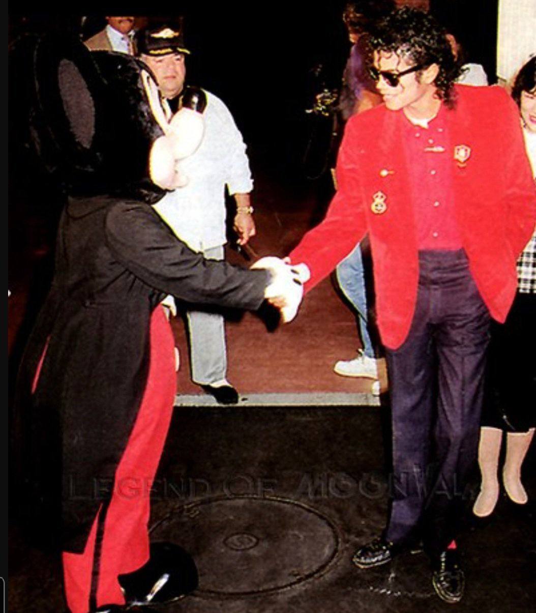 OnThisDay September 29, 1987. Michael Jackson spent time at Tokyo