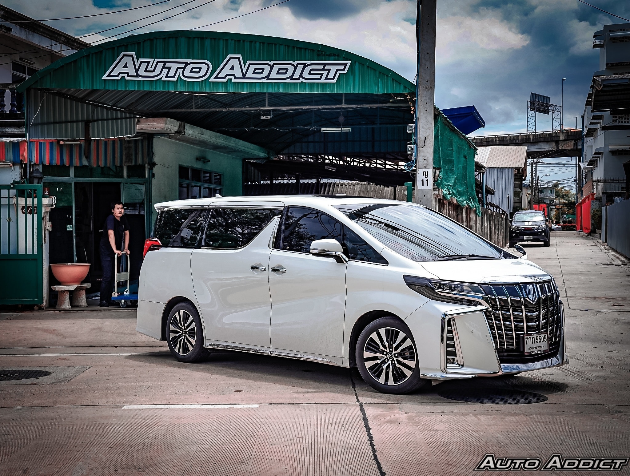 ร้านเปิดแล้วนะครับ #AutoAddict... - Auto Addict Thailand | Facebook