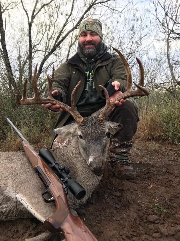 Rocking 4 Whitetails | Jourdanton TX