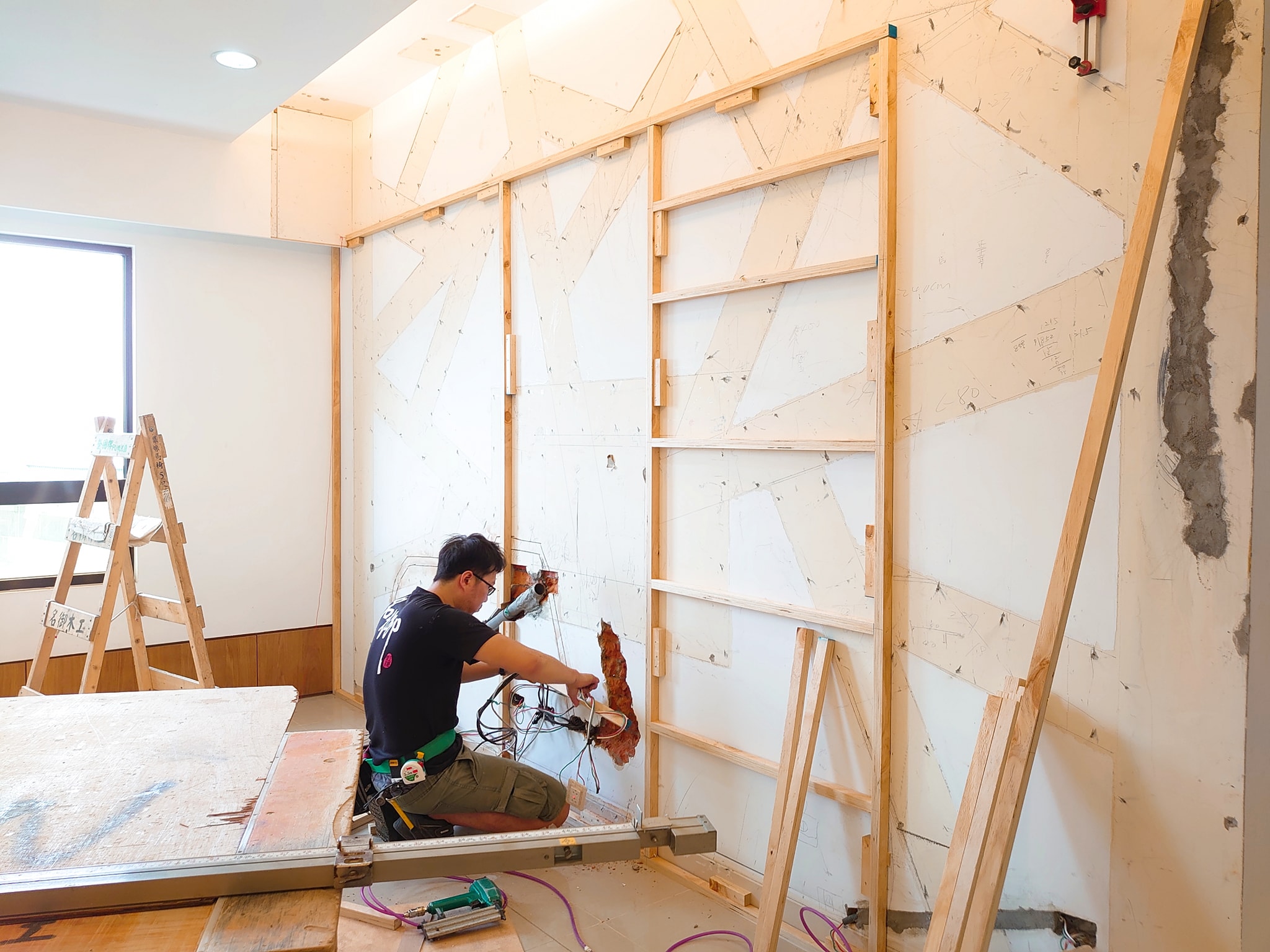 🎉如火如荼進行中… #工地日常... - 靜隱空間設計 Ching Yin Interior Design | Facebook