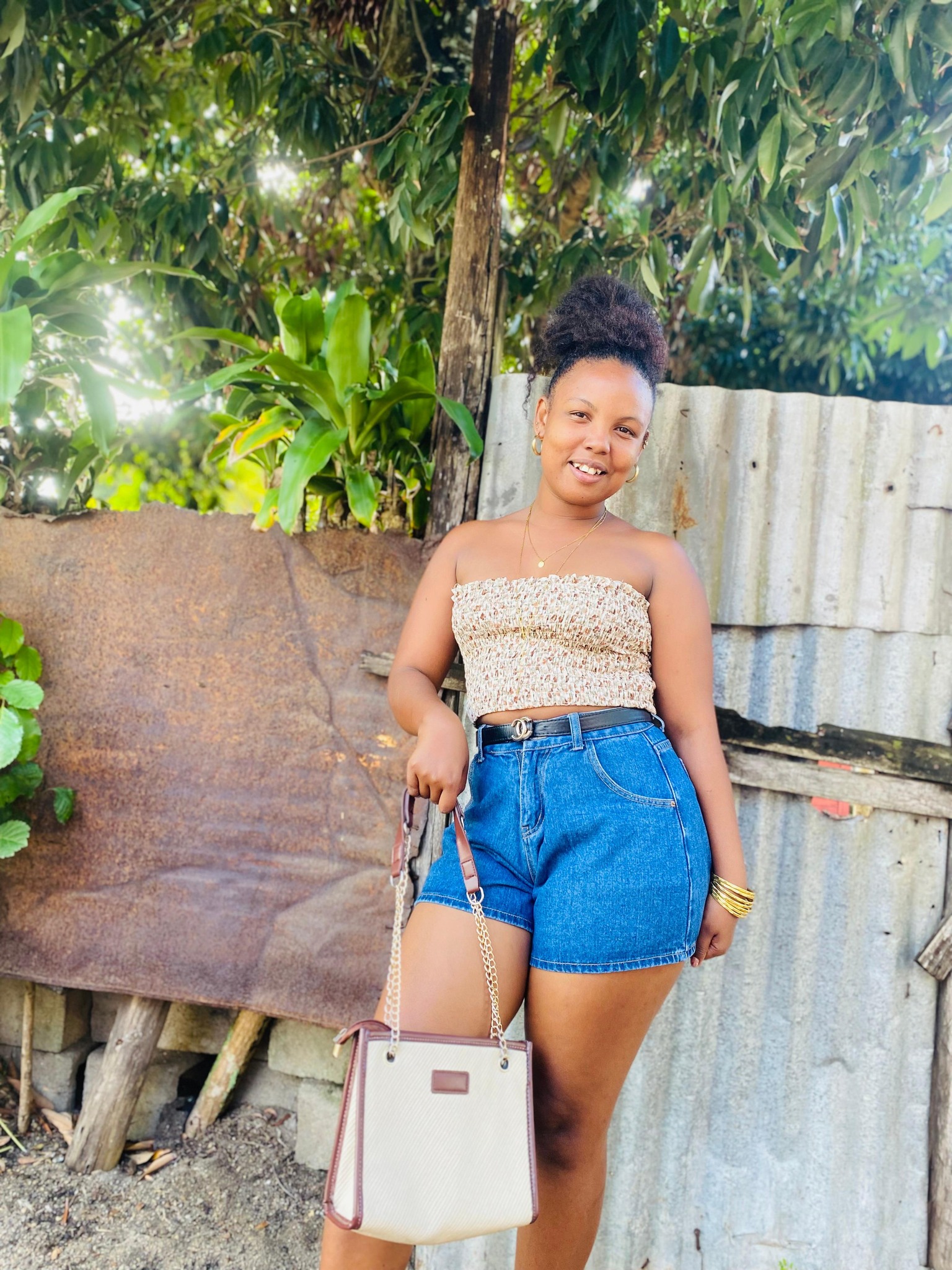 Sayrah Joella - Ouu mampijaly ai 😫 | Facebook