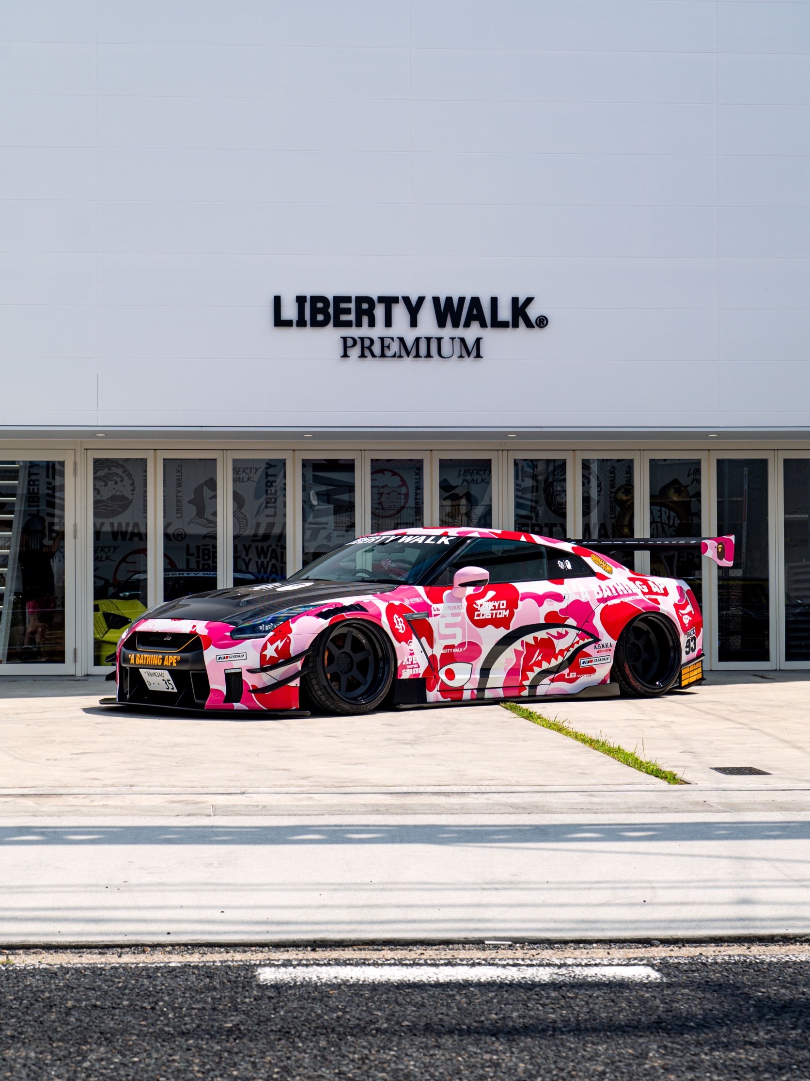 LIBERTY WALK×XLARGE MINI GT(加藤渉さんのサイン) LIBERTY WALK×XLARGE MINI GT(加藤渉さんのサイン) LIBERTY WALK