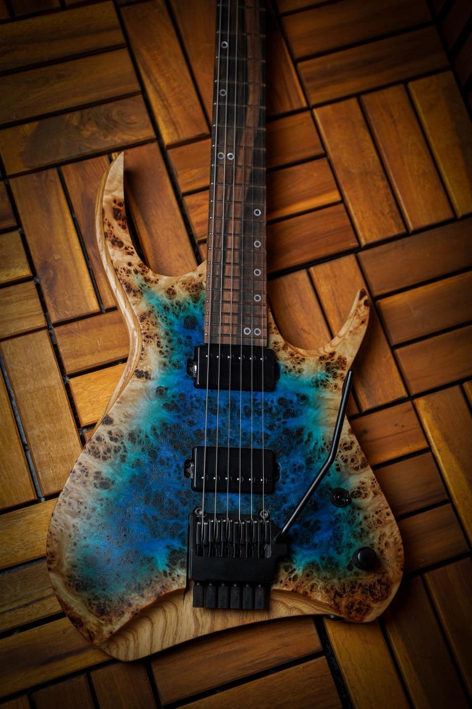 Kiesel - V8 (Vader) Sea foam green with Kiesel Lithium pick ups