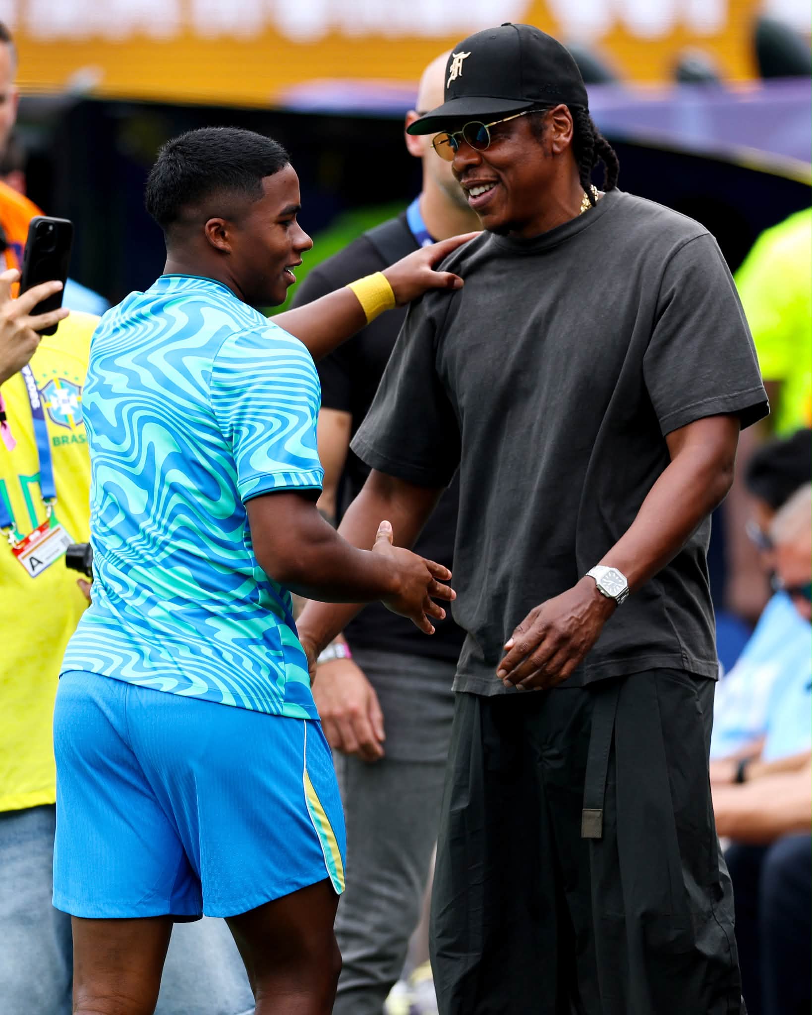 Endrick and Jay-Z linked up before Brazil-Norway 👊