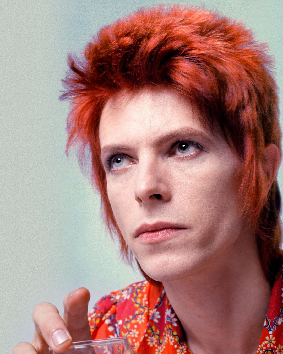 David Bowie - David Bowie added a new photo.