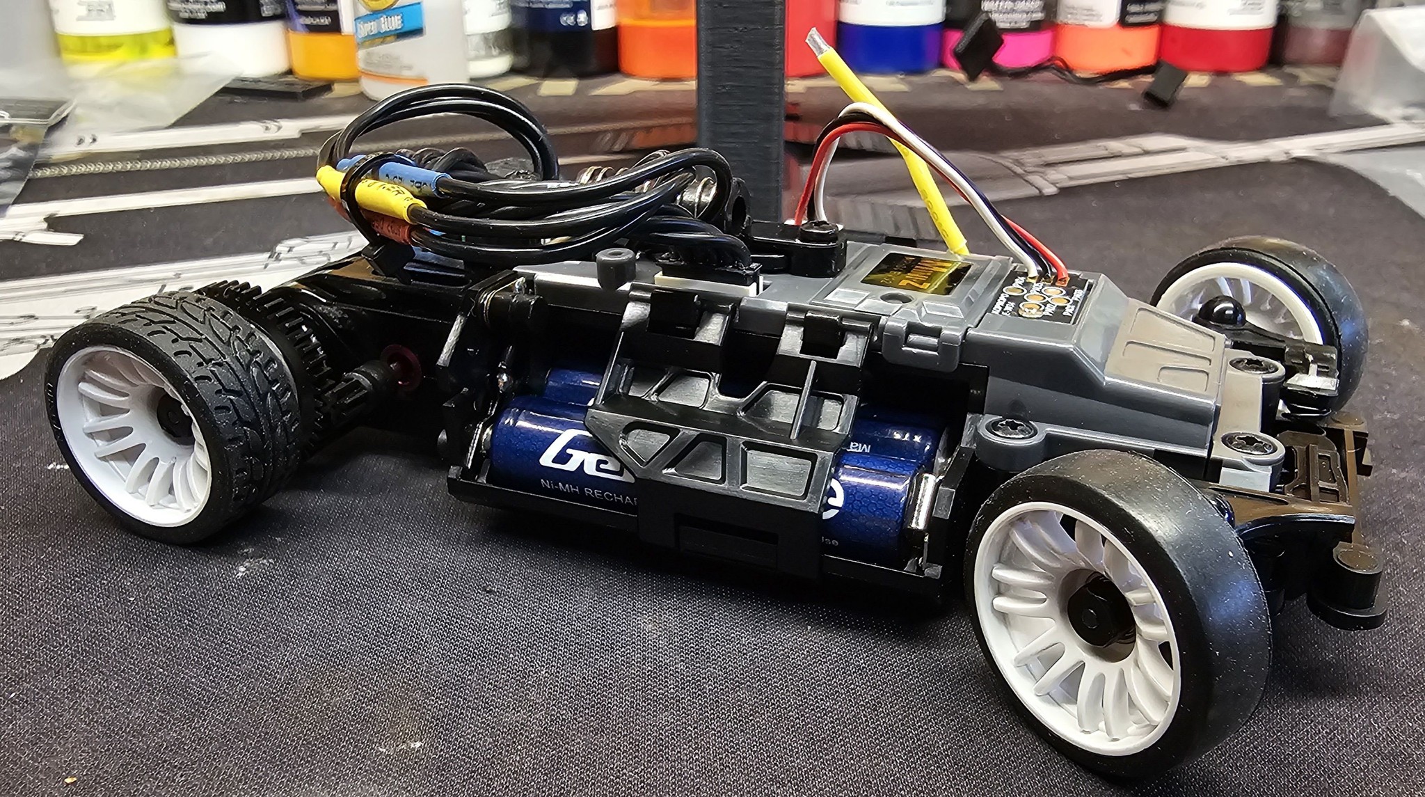 Kyosho Mini-Z MR-04 EVO2 8500kv RC car for sale