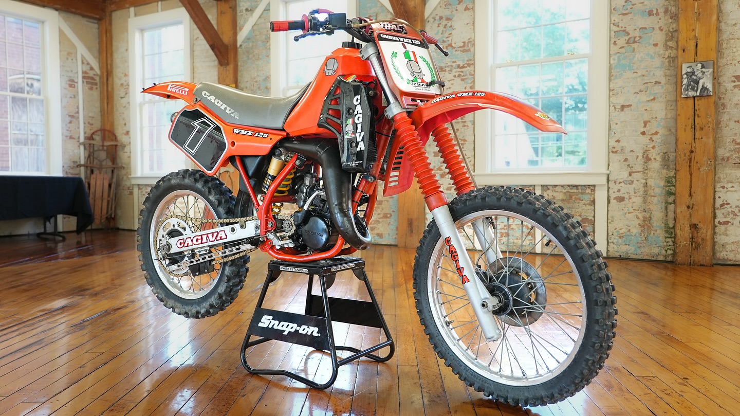 1986 CAGIVA WMX 125 World Championship Replica, Ohlins Shock