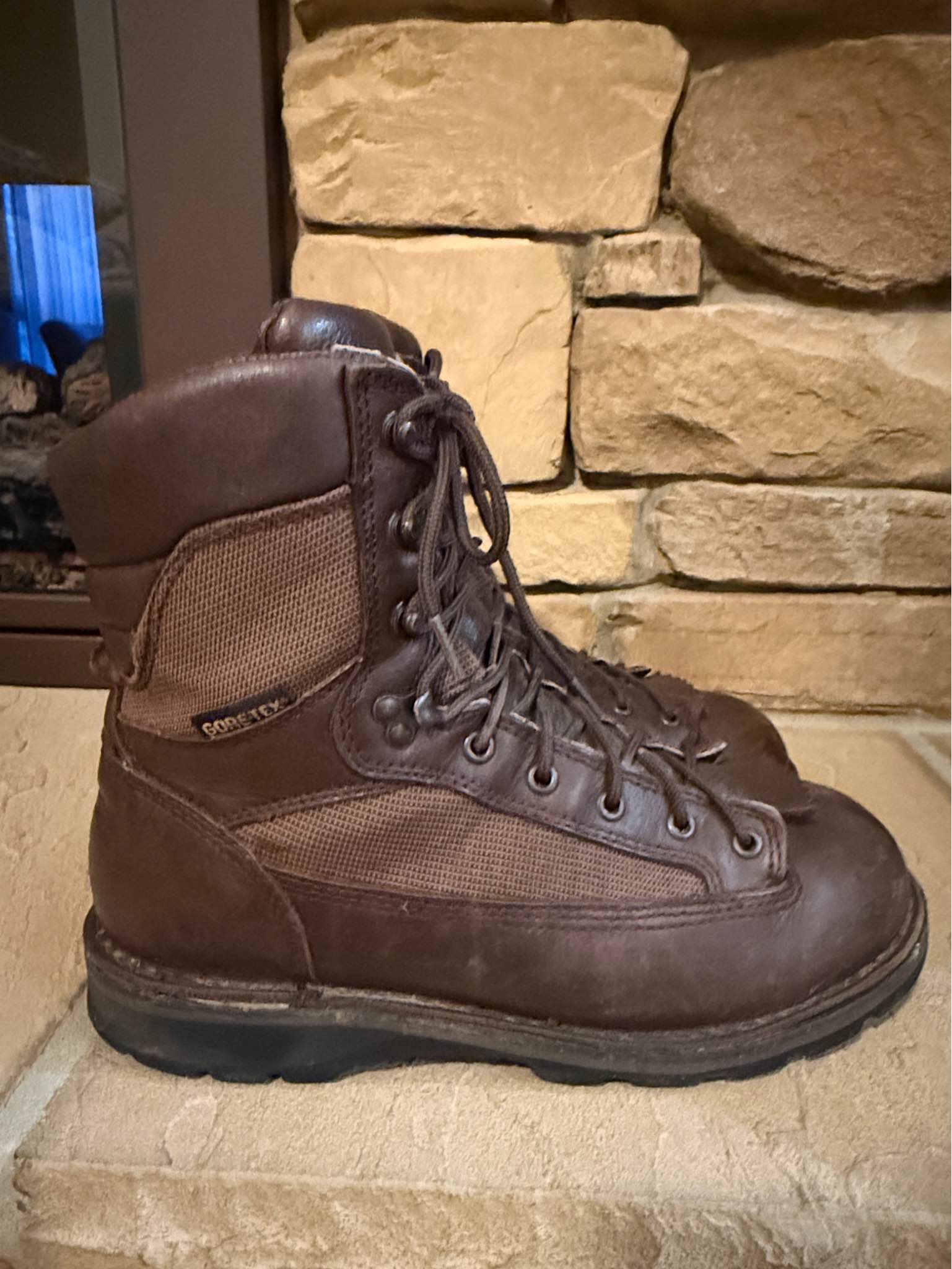 DANNER 8