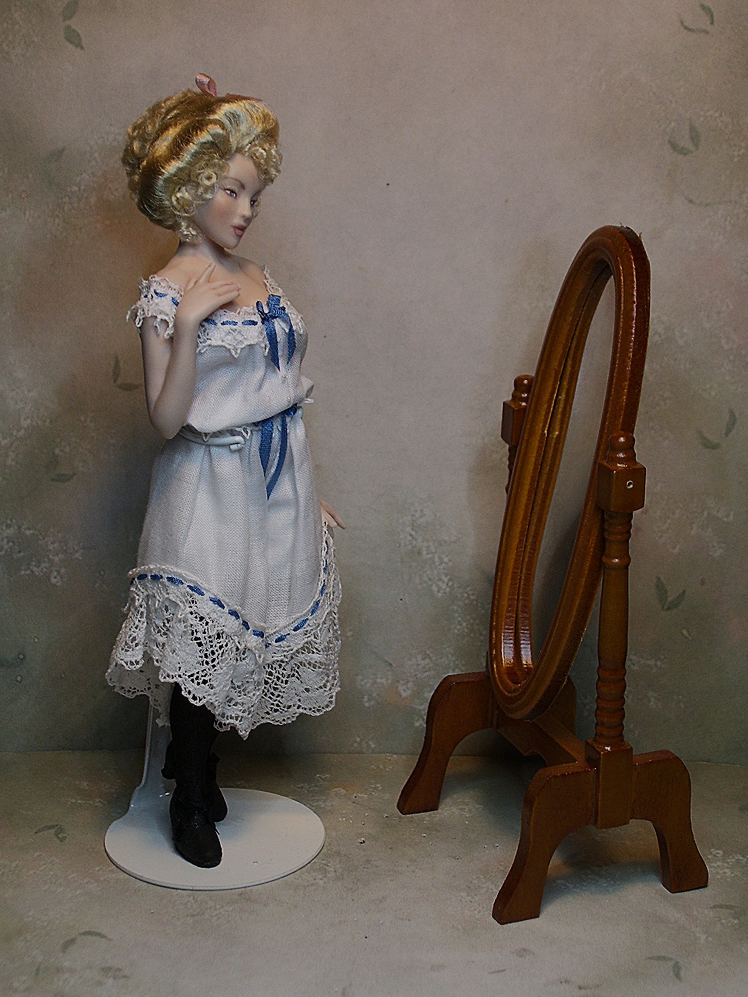 Terri's Dolls Miniature Porcelain Dolls by Terri Davis