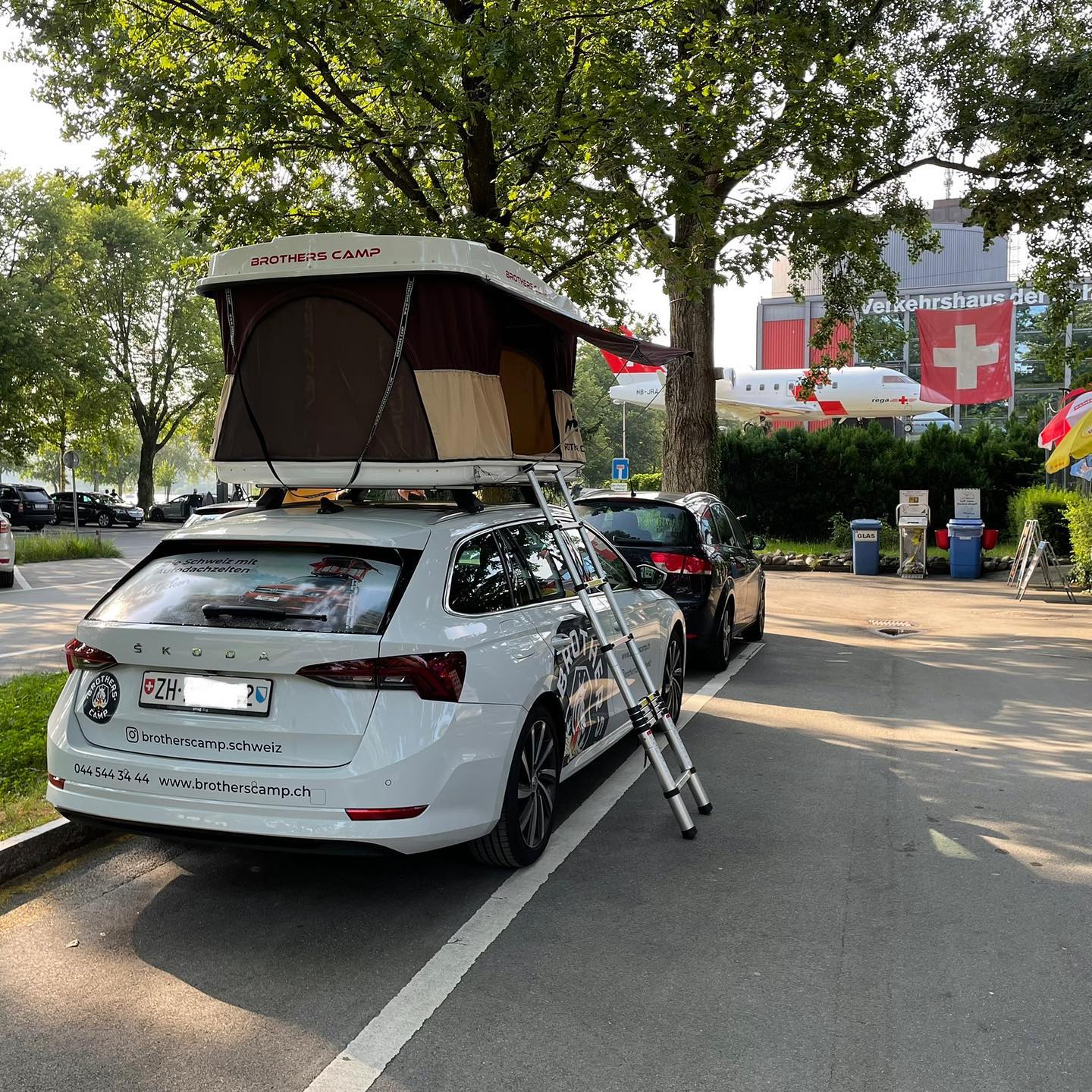 moby mountain dachzelt test Peak XL Toyota Tundra 2022+ Mietdauer:20 Tage LIULAOGEN Maßgeschneidert Autodachzelt für