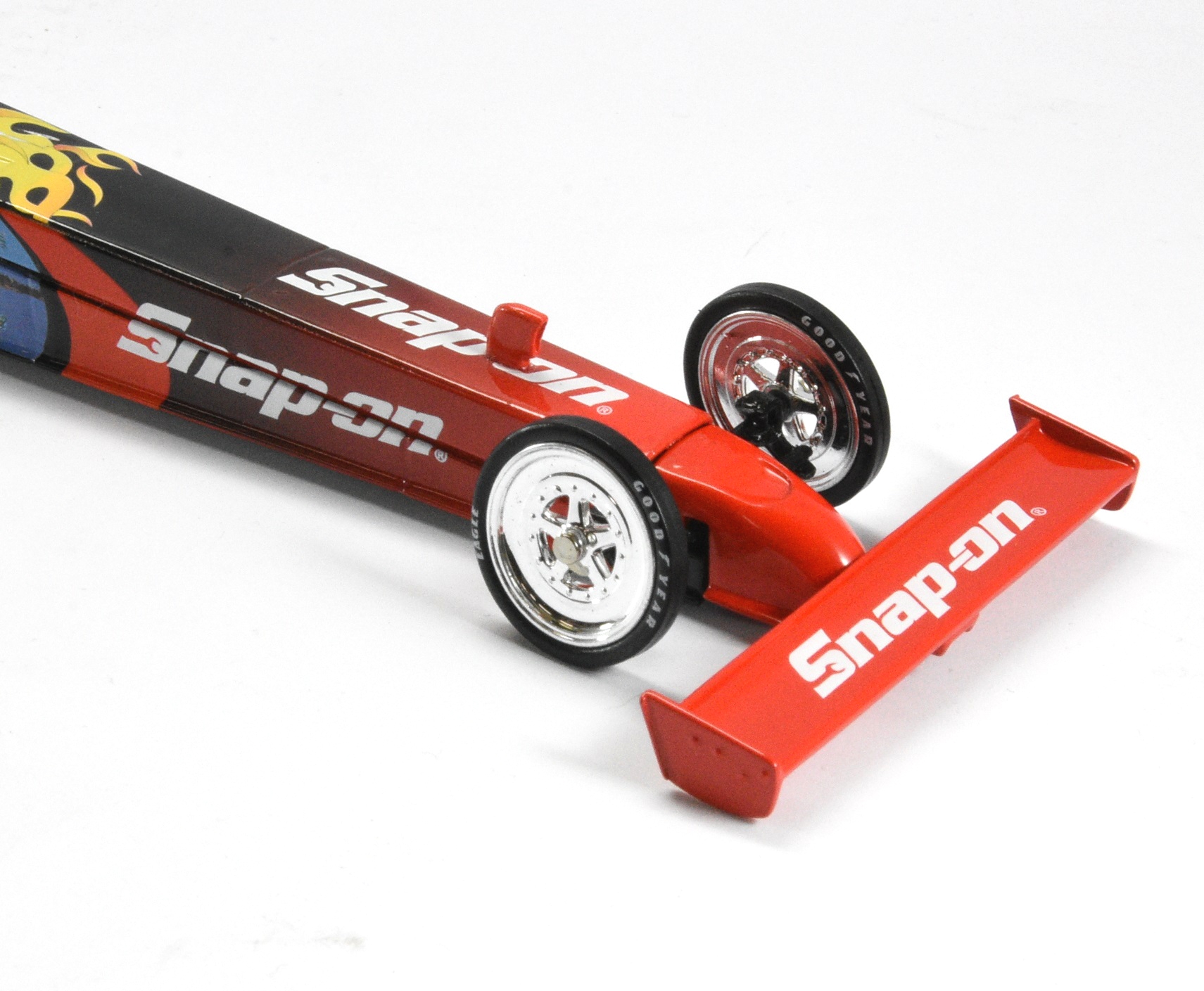 NEW Arrival* 1:24 Scale Top Fuel Dragster – 2004 Doug Herbert