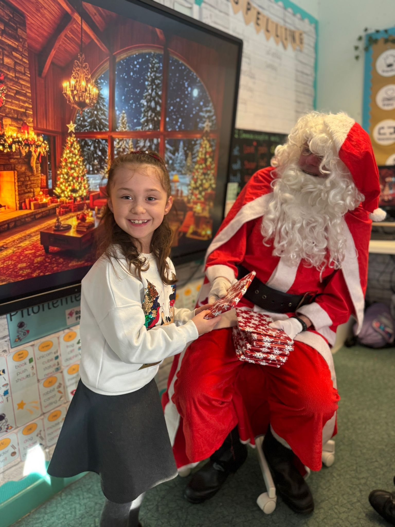 🎅📚 Nine Acres had a... - Nine Acres Community Primary School | Facebook