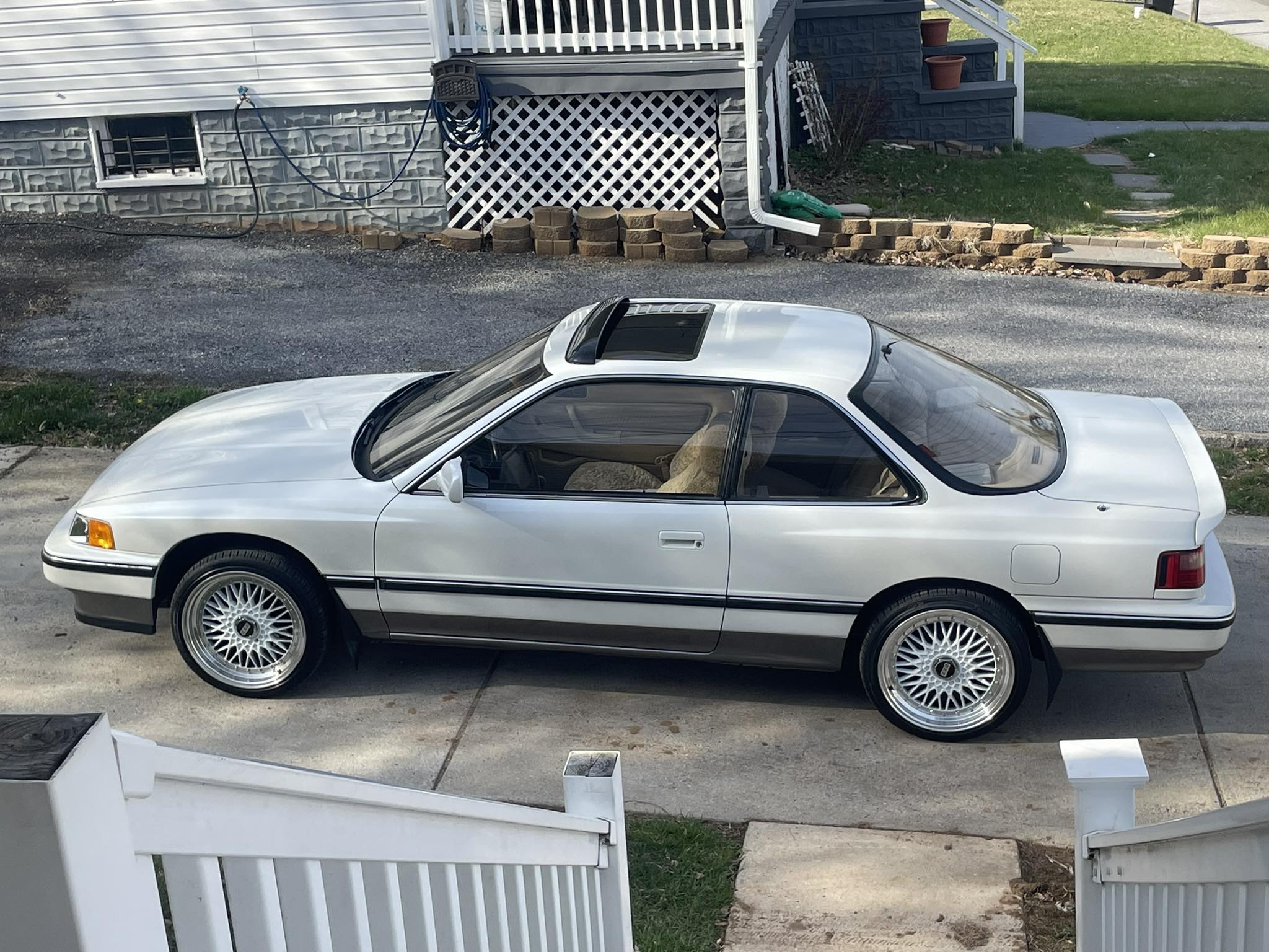 What is the price of a 1990 Acura Legend LS in the Bay Area?