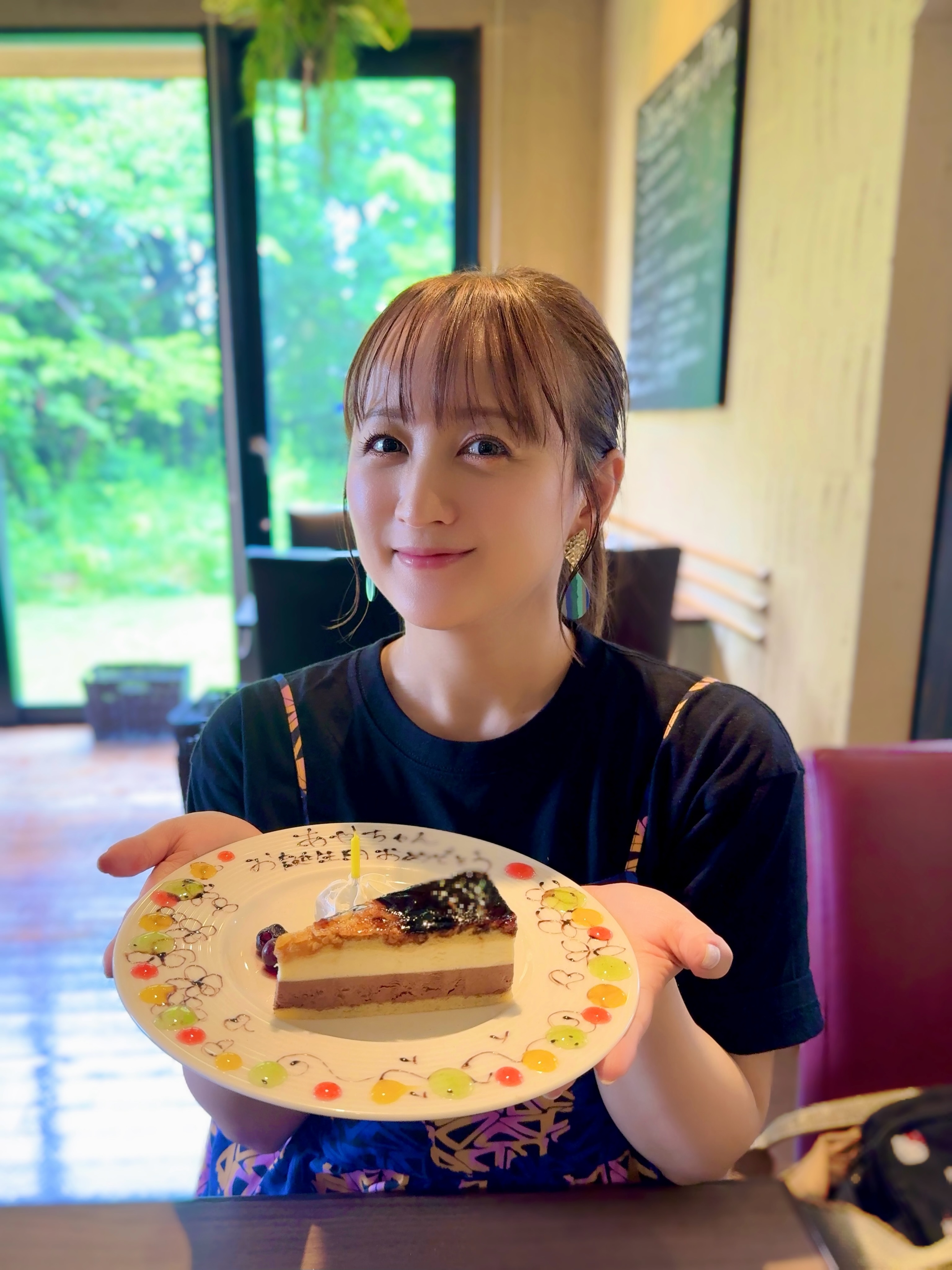 Ayaka Komatsu 小松彩夏 (@ayaka502.official) • Facebook