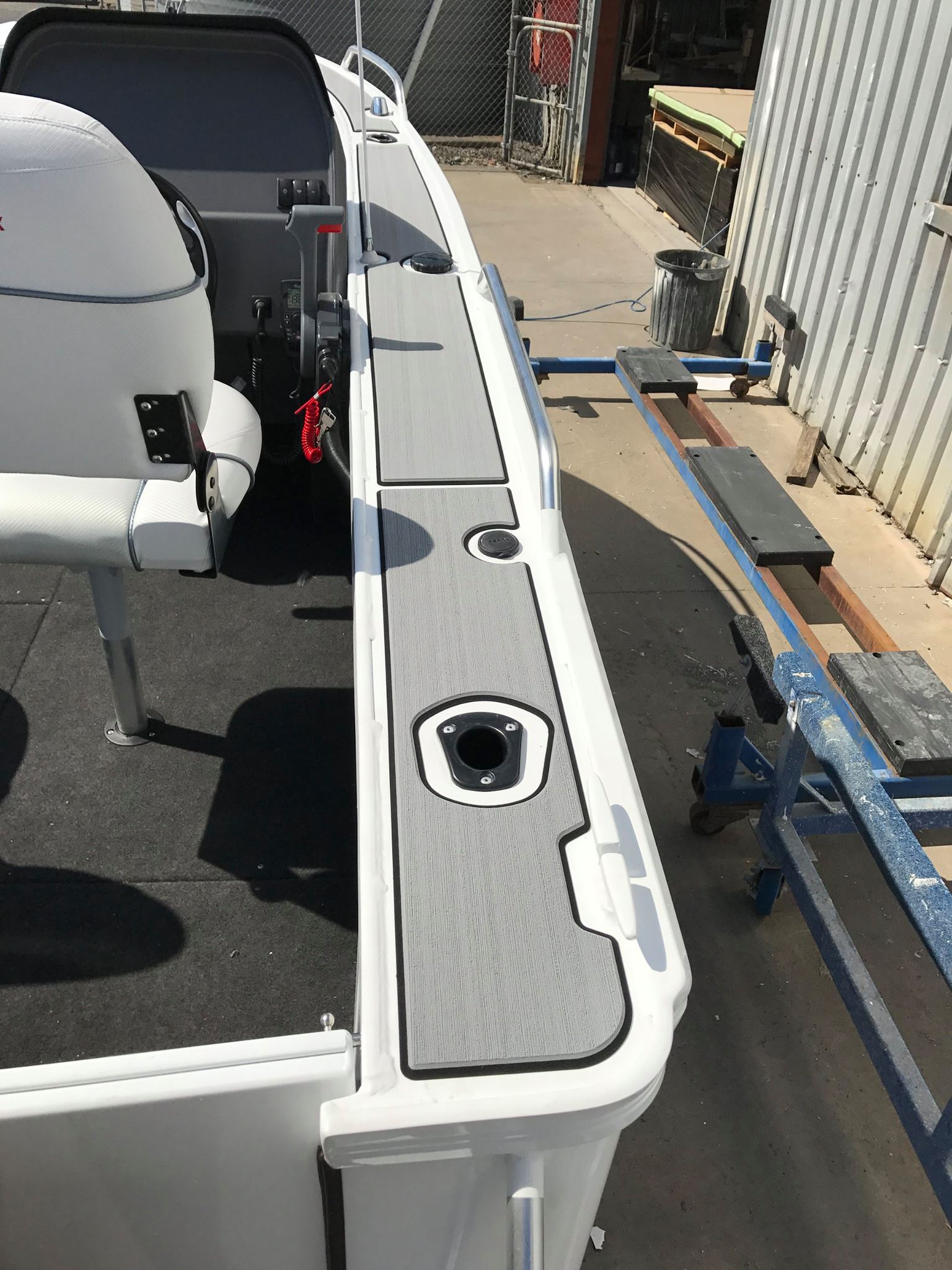 Machine It - Installed SeaDek on to a New Quintrex 490 Top...