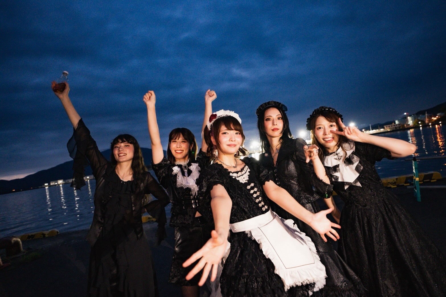 BAND-MAID (@bandmaid) • Facebook