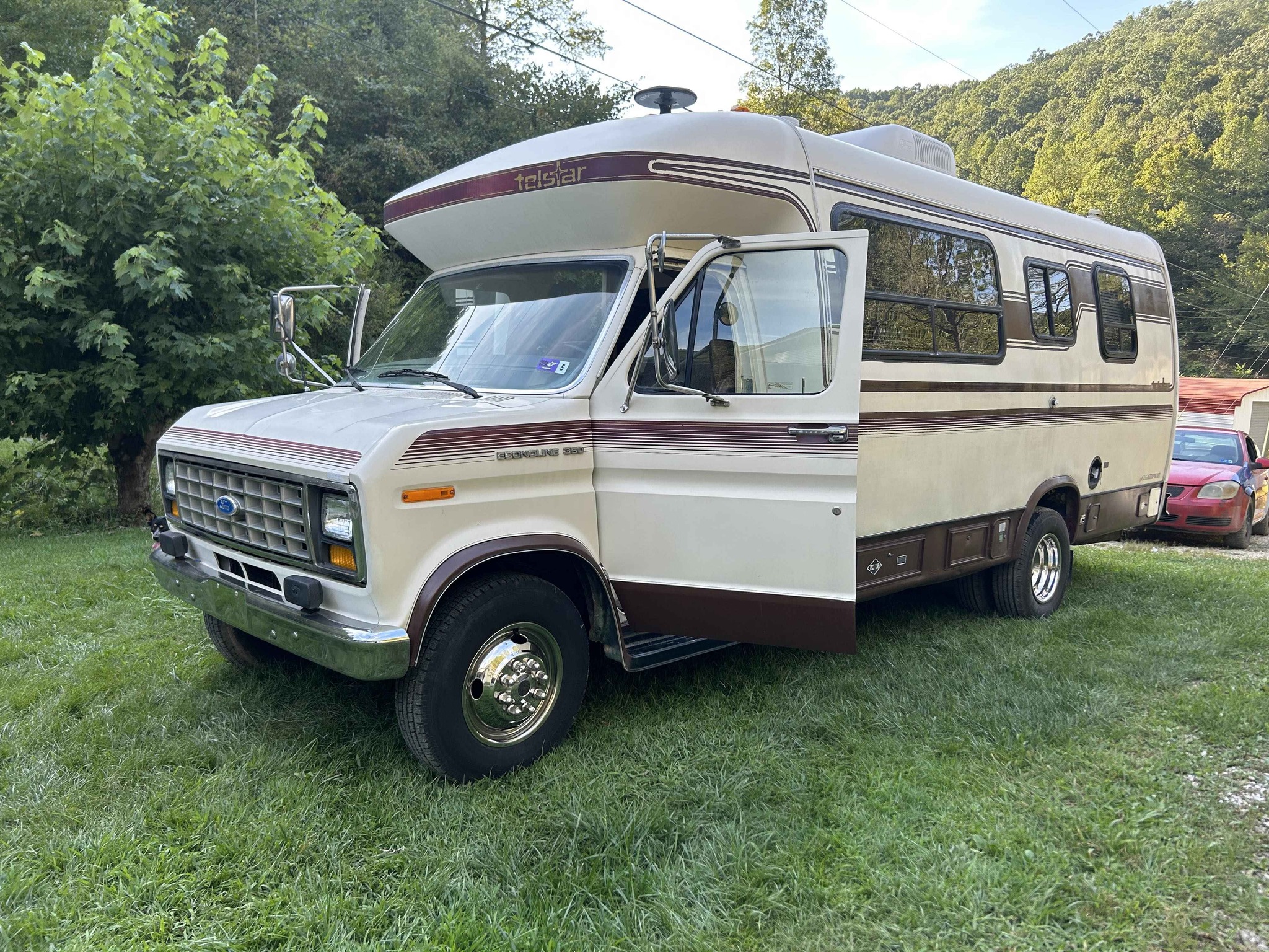 1987 Ford Motorhome - RVs & Campers - Harts, West Virginia | Facebook ...