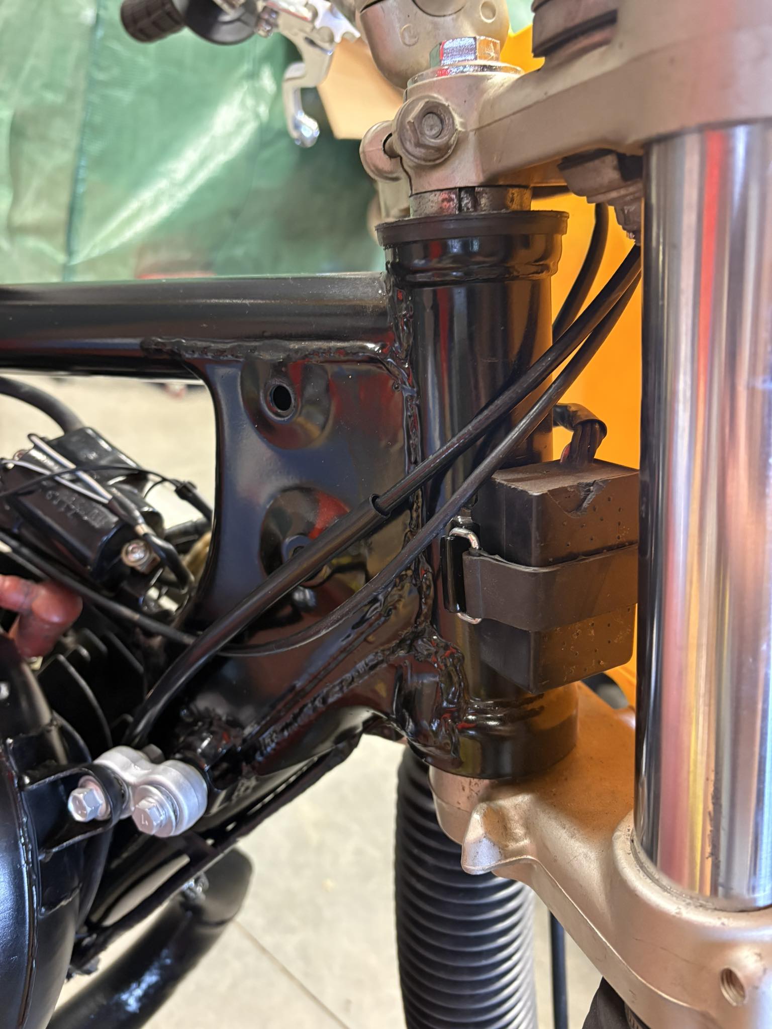 Clutch cable routing for Suzuki 465?
