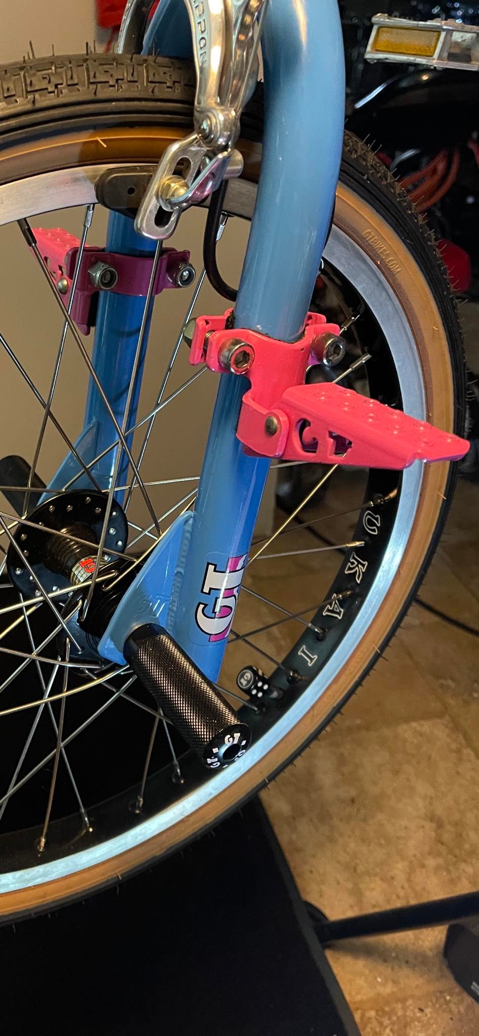 1987 GT Pro Freestyle Tour Team nos axle pegs