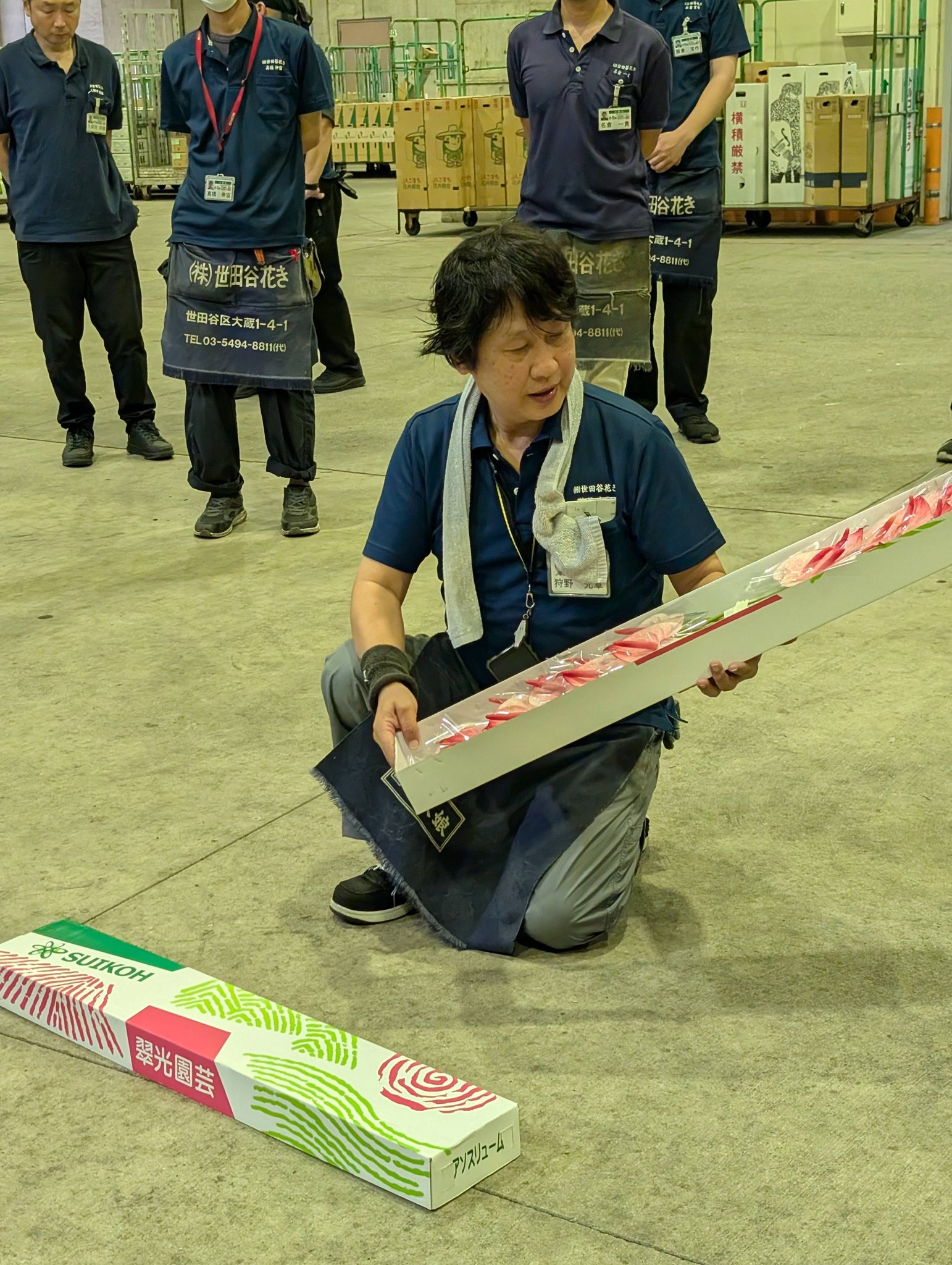 皆さん、おはようございます！ 今朝のセリ前朝礼では菊地が北海道から