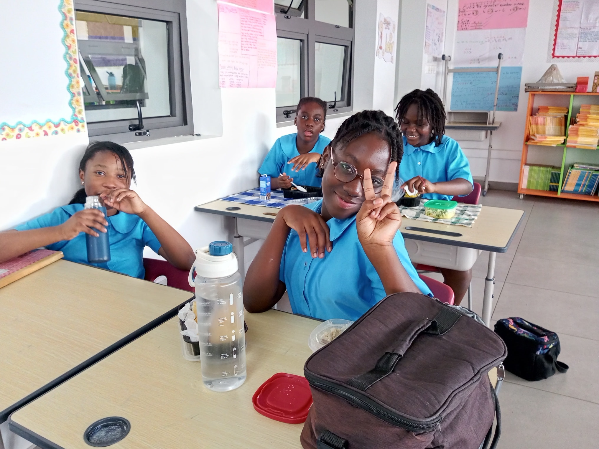 Angels Ridge School | Tema