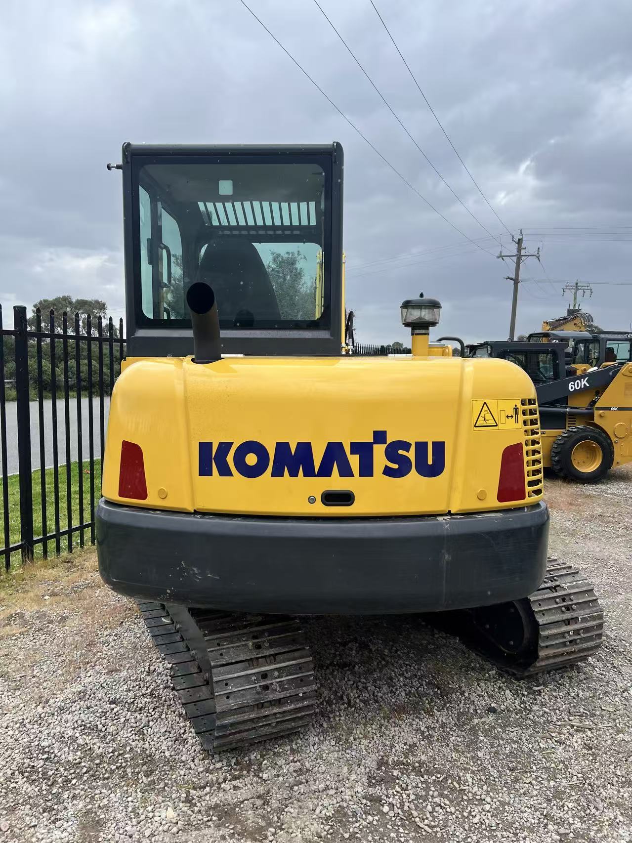 Used 2022 KOMATSU PC58 - 6-ton excavator Low 414 hours, quick