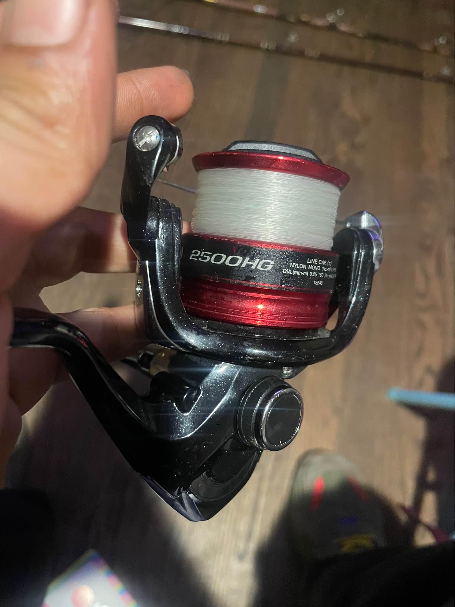 reel shimano sienna 2500 hg RD SN2500RD not in plastic Shimano Sienna 2500HG - Hunt