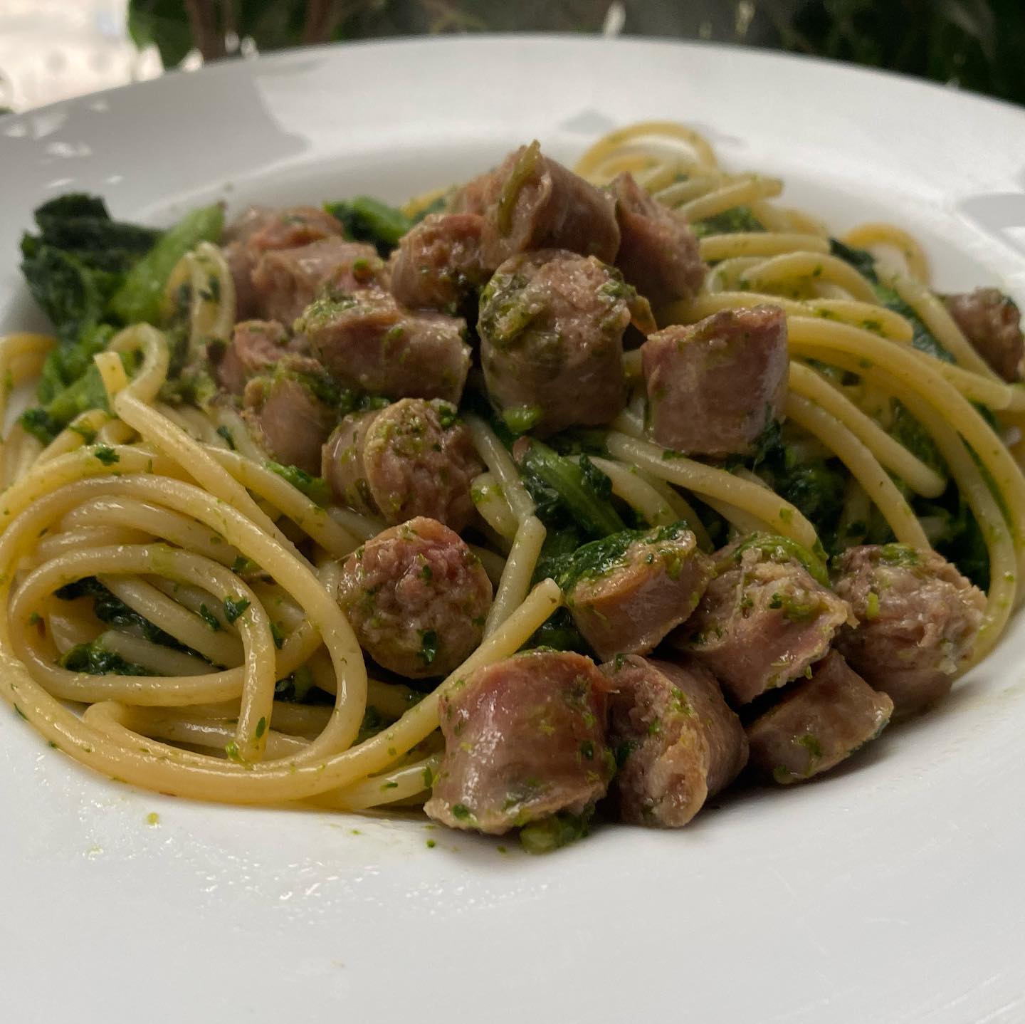 Chef Lidia - Spaghetti con cime di rapa e salsiccia🥦🥦🥦 - -... | Facebook