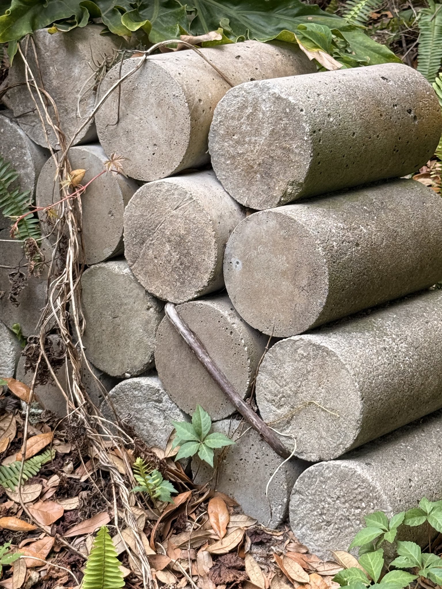 solid-round-concrete-cylinders-stepping-stones-port-orange-florida