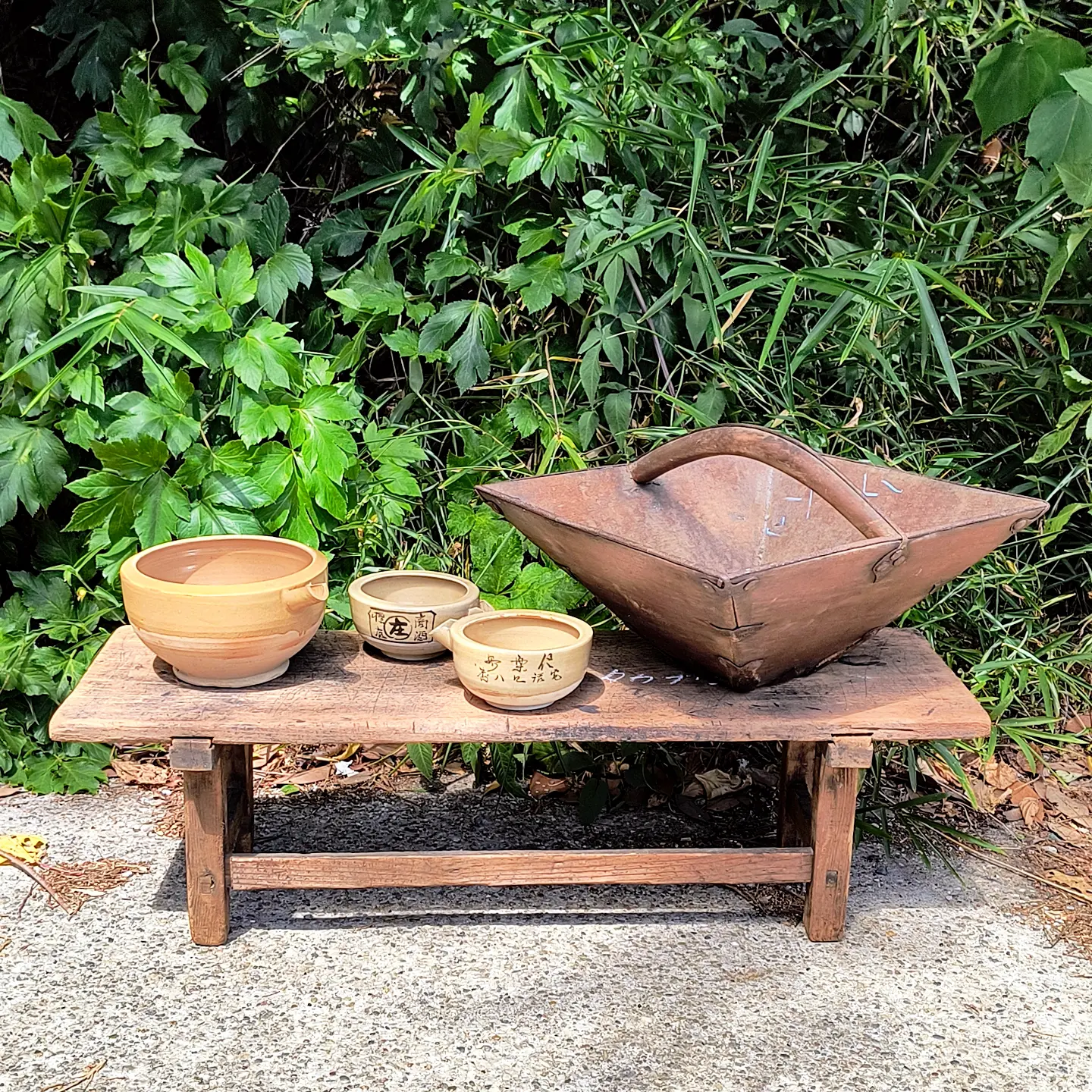 良いよねぇ片口 なんて並べながら こぼれます 漆器は酒上げと 別の名前
