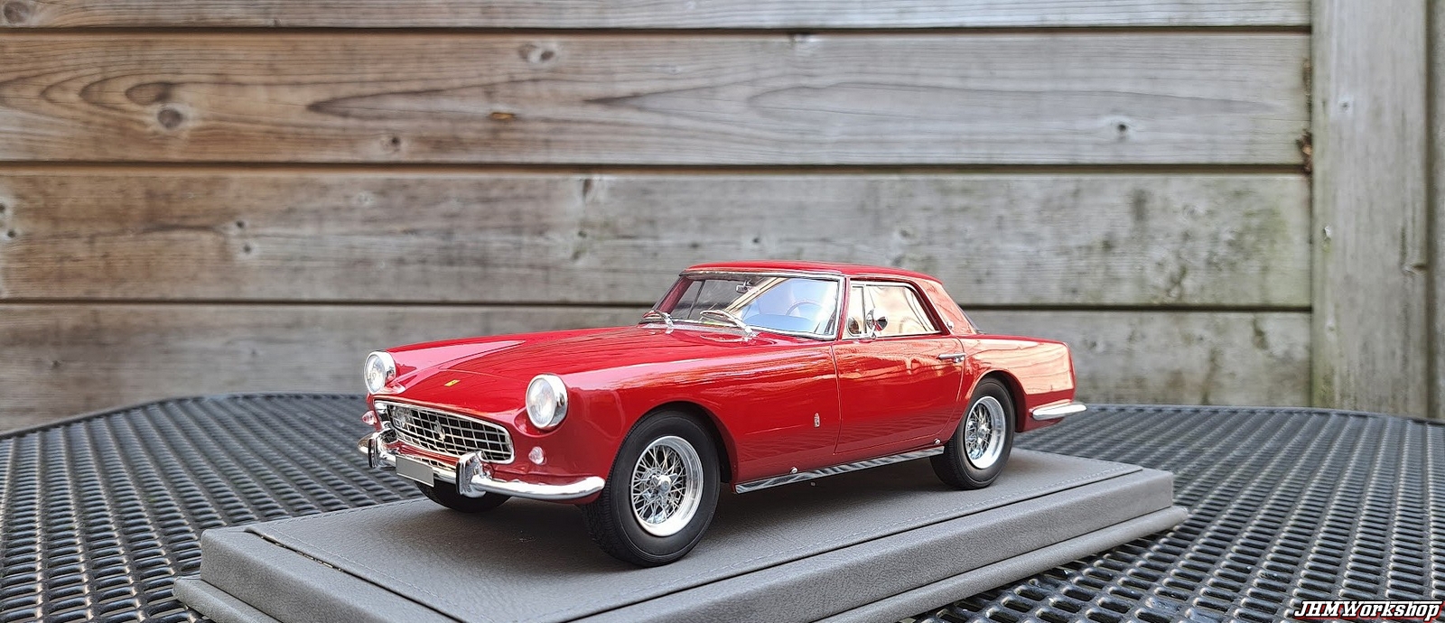 Matrix 1:18 Ferrari 250 GT Coupe Pininfarina 1958***