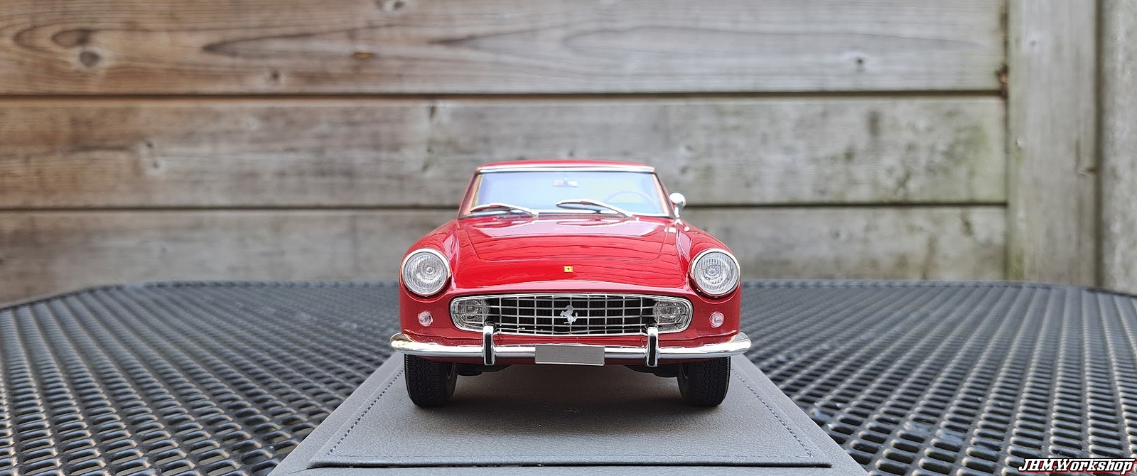 Matrix 1:18 Ferrari 250 GT Coupe Pininfarina 1958***