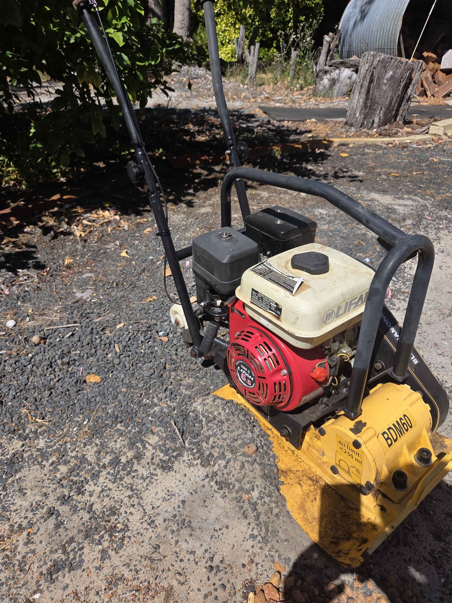 Blue Diamond Plate Compactor - Saws & Blades - Wellesley | Facebook ...