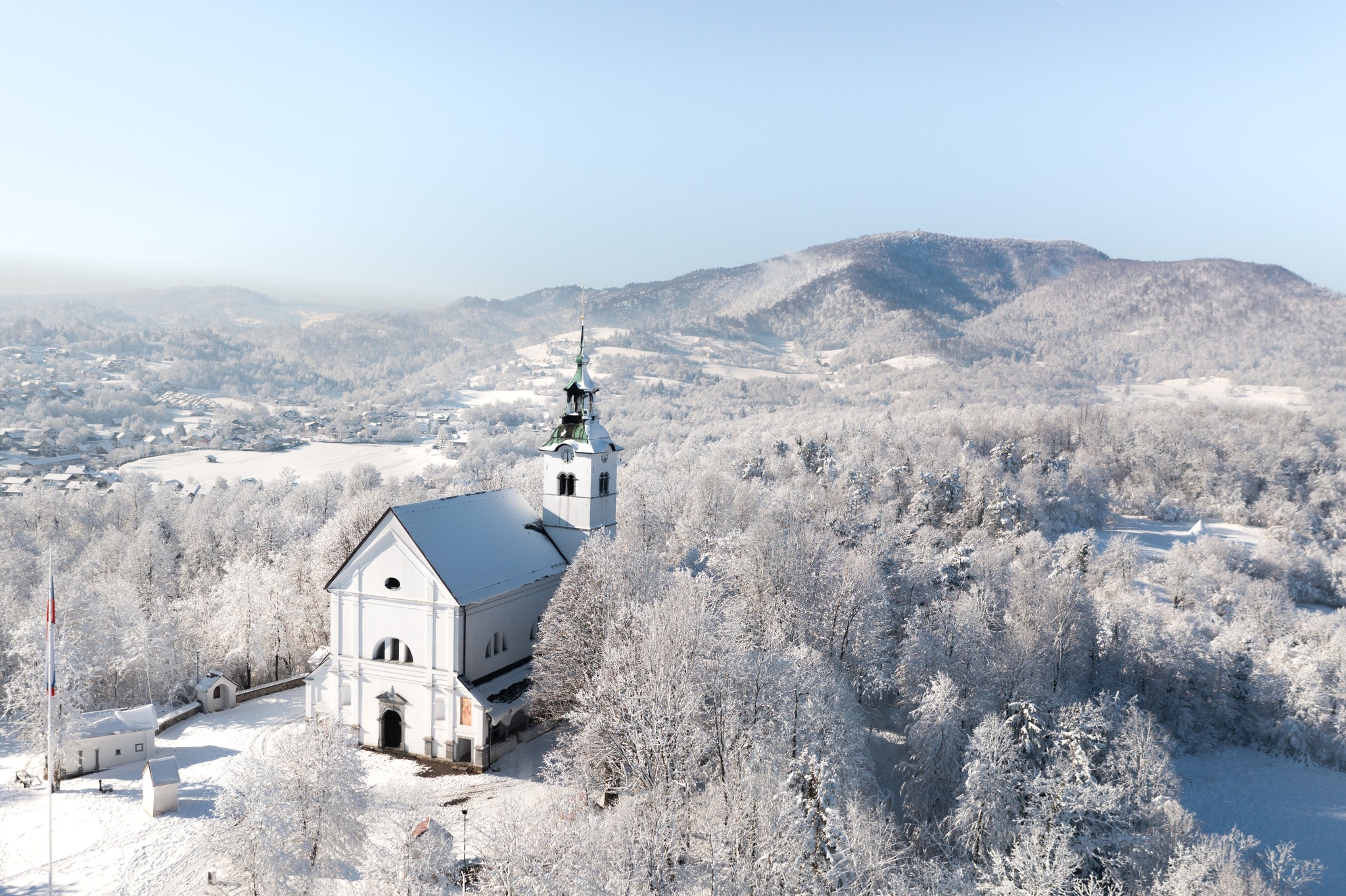 Visit Vrhnika - V Cankarjeva knjižnica Vrhnika bo v sredo, 26.9., ob 17 ...