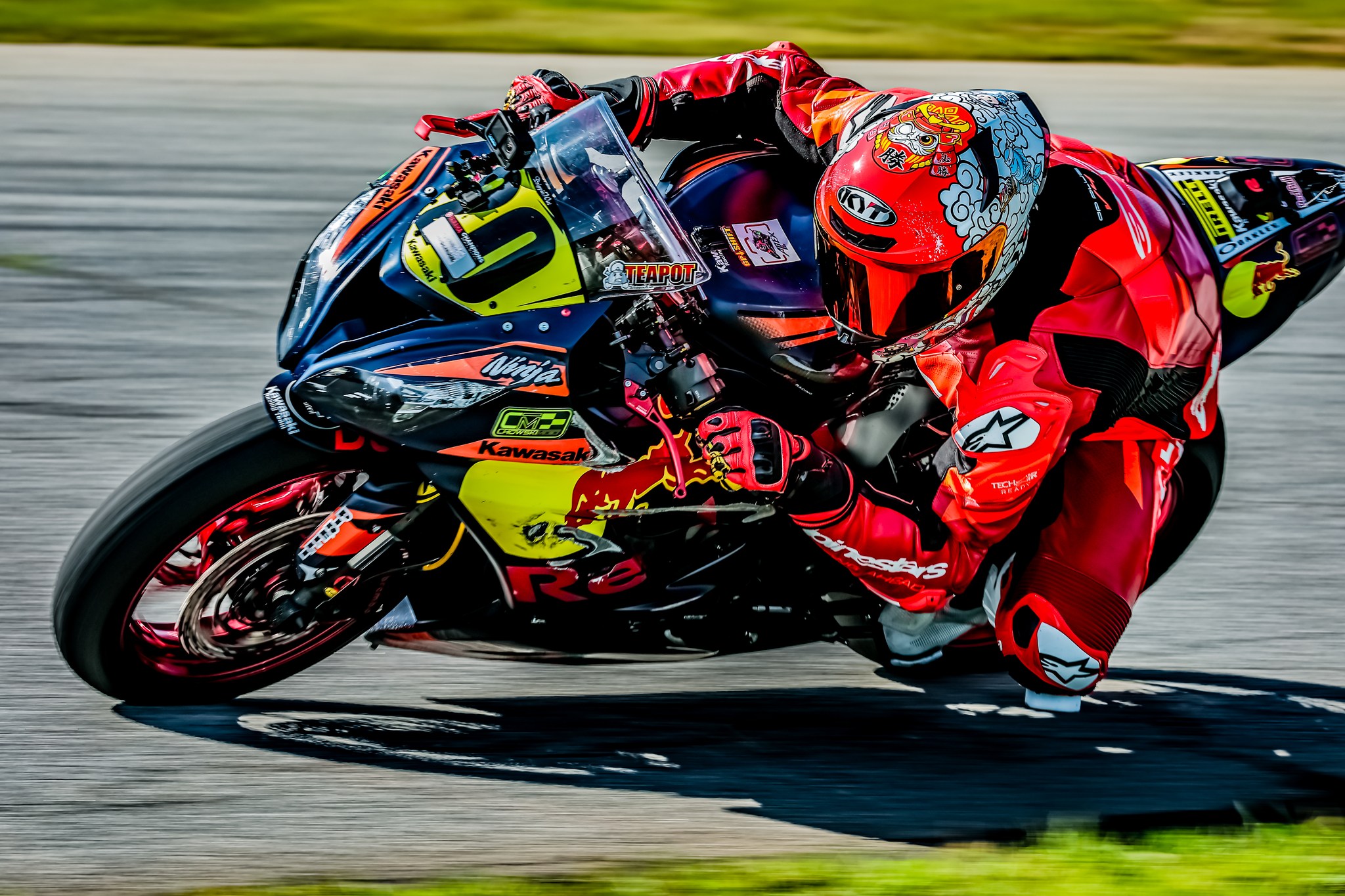 ☺︎ Download instructions for motorcycle track photos