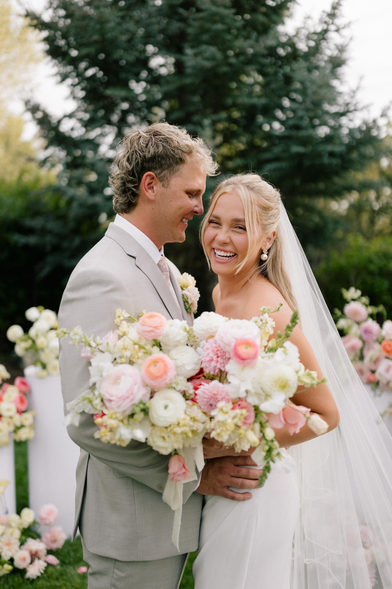 Jenn Tuttle Loveographer added... - Jenn Tuttle Loveographer