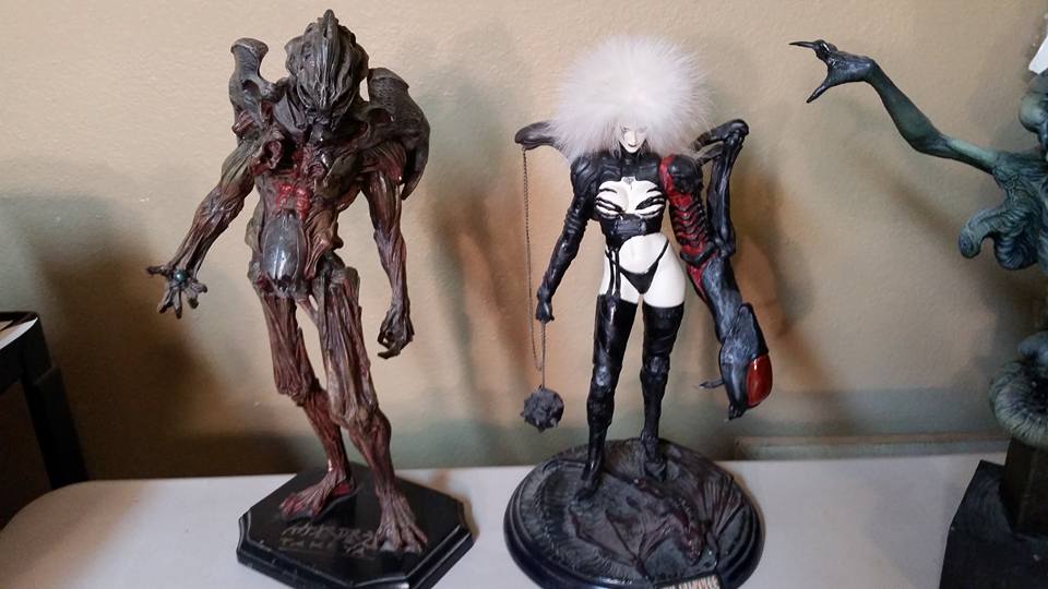By sculptor Takeya Takayuki & Yasushi Nirasawa. Zeiram and Failed