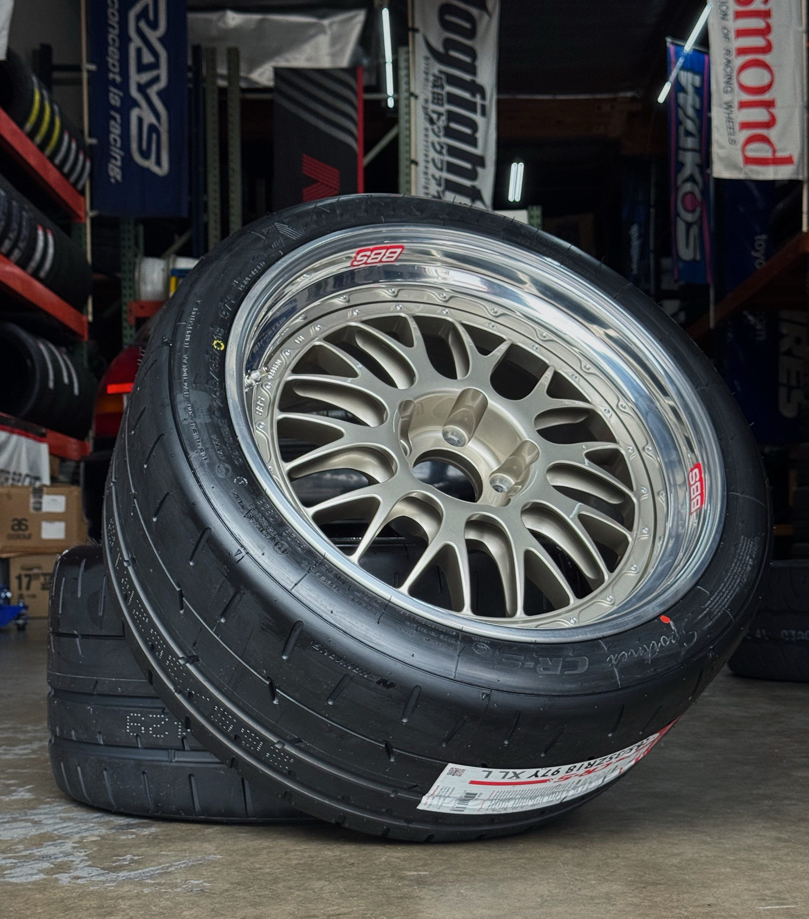 R Compound - @yeeitzjeff's 18X9.5 Work Emotio T7R wheels with 225