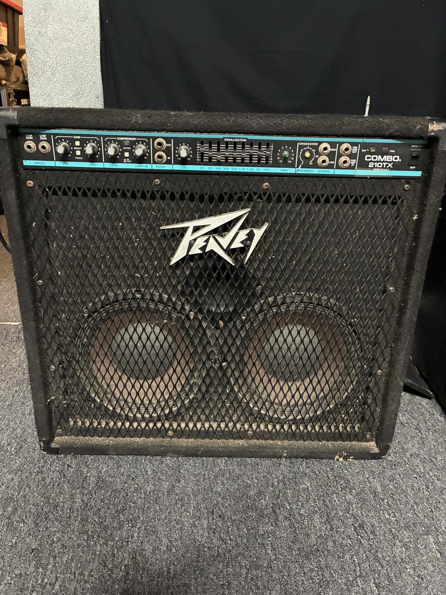 Peavey Max 160 bass head amp found at low price