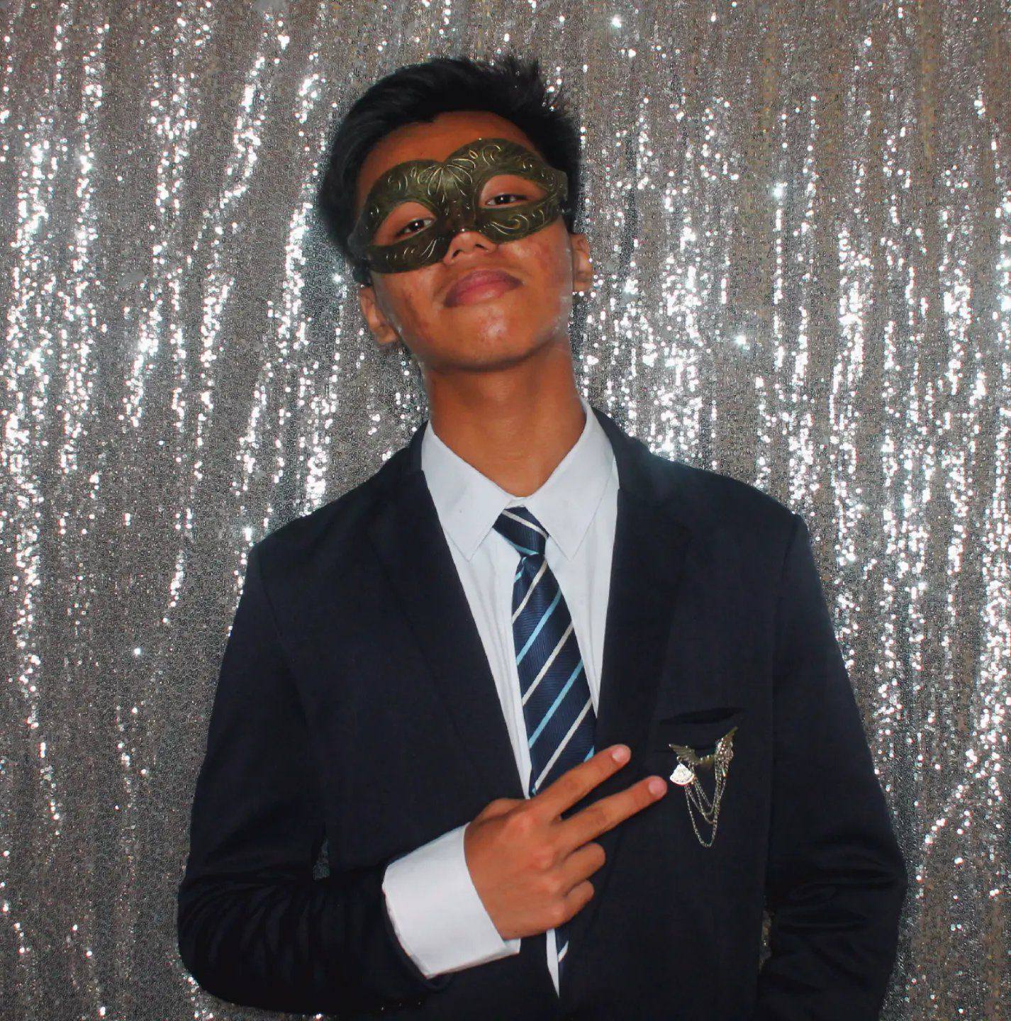 Javern Dealca Tinio
