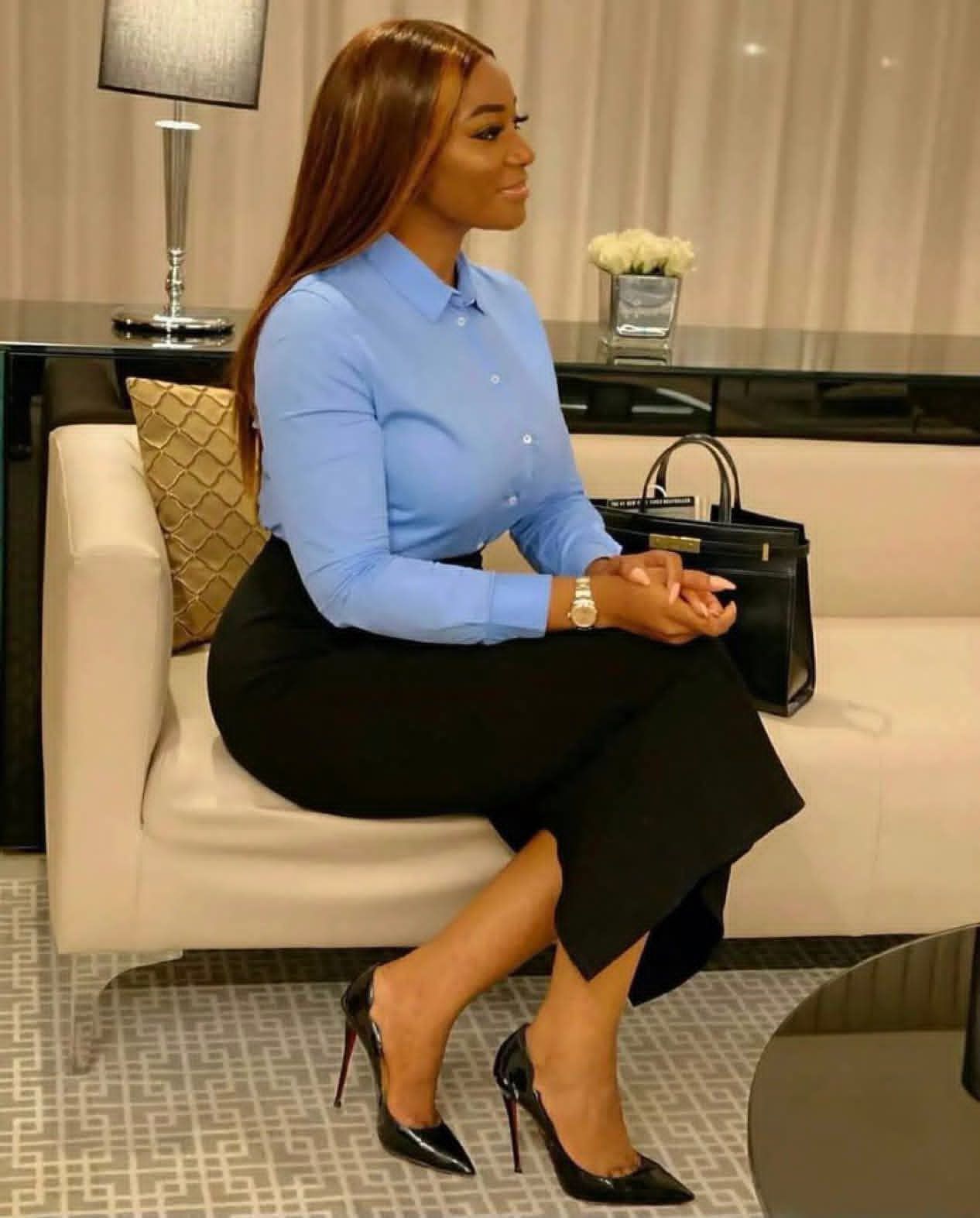 without lady dress When a exposing any part of her body, she is respected by men. True or False???? courthouse