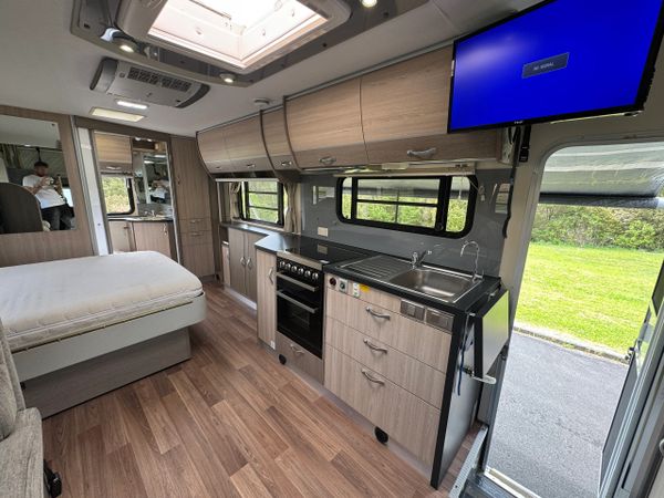Redvale Rv - 1997 Hino Motorhome For Sale: 1997 Hino... | Facebook