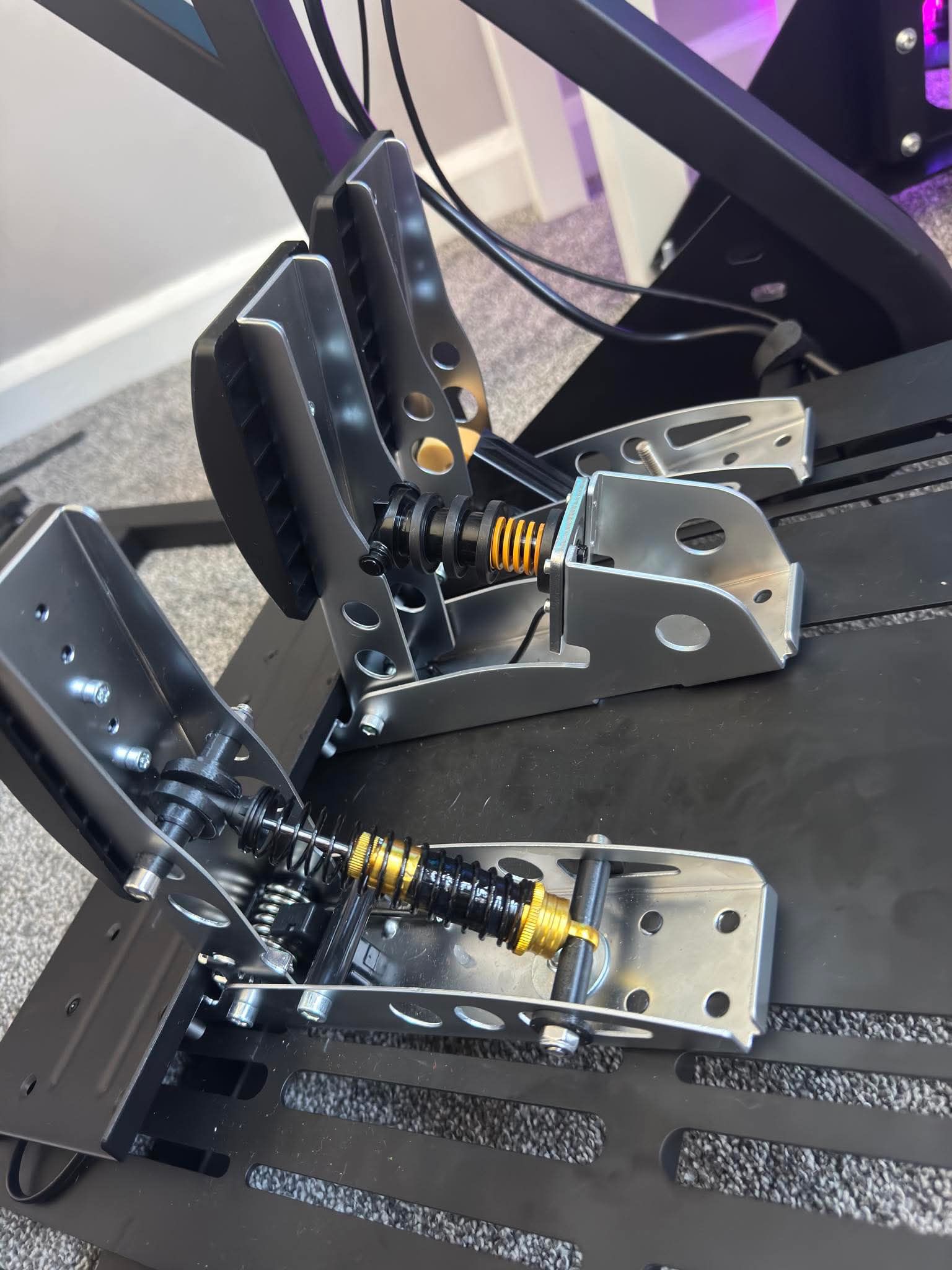 usb clutch pedal Logitech G Module RS Pedals Spruch metal contact Modell::KF30S 350W 9Ah Front SAPIENCE CYCLEフラットペダル