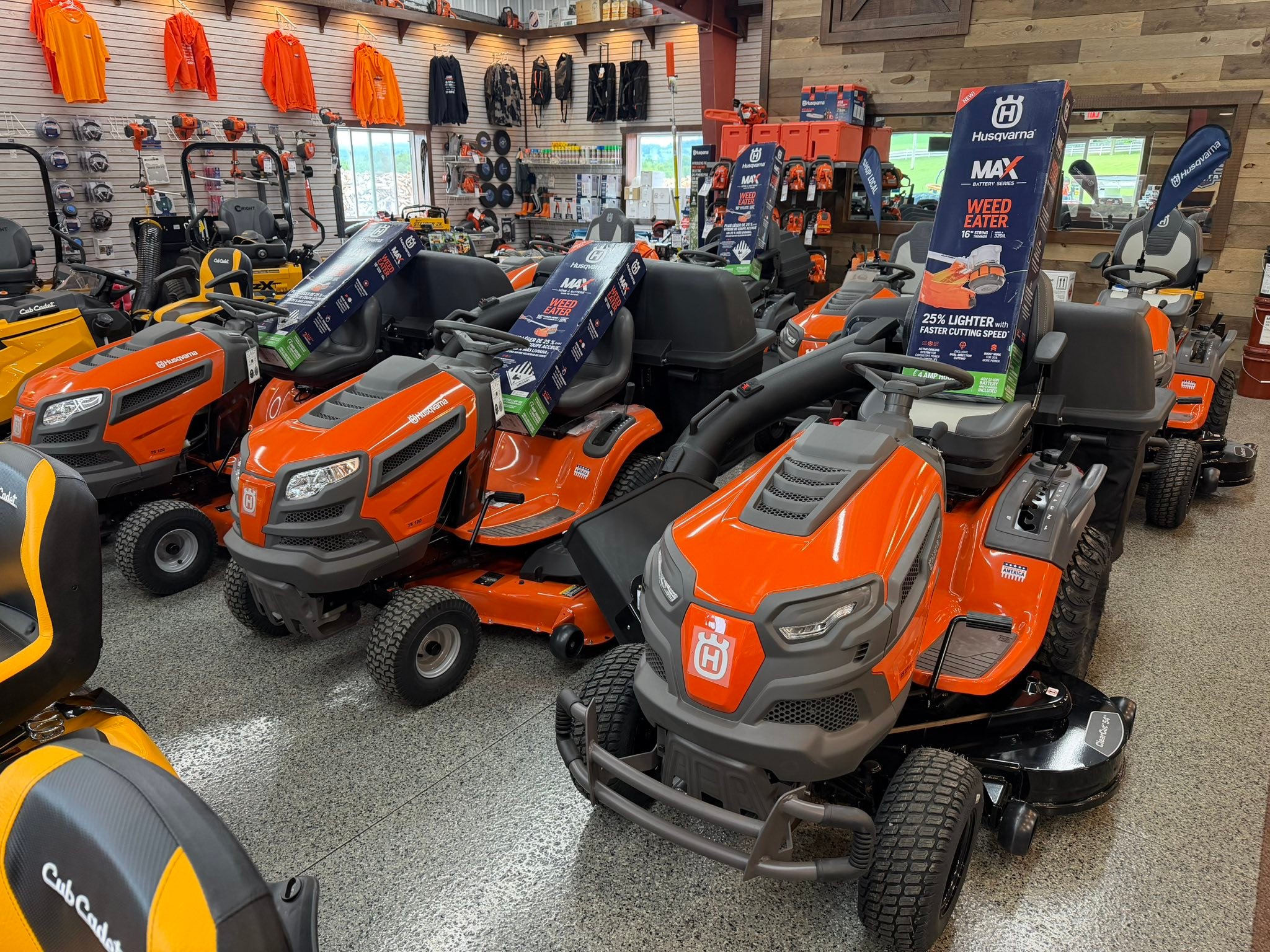 さ Husqvarna lawn tractor sale with free string trimmer