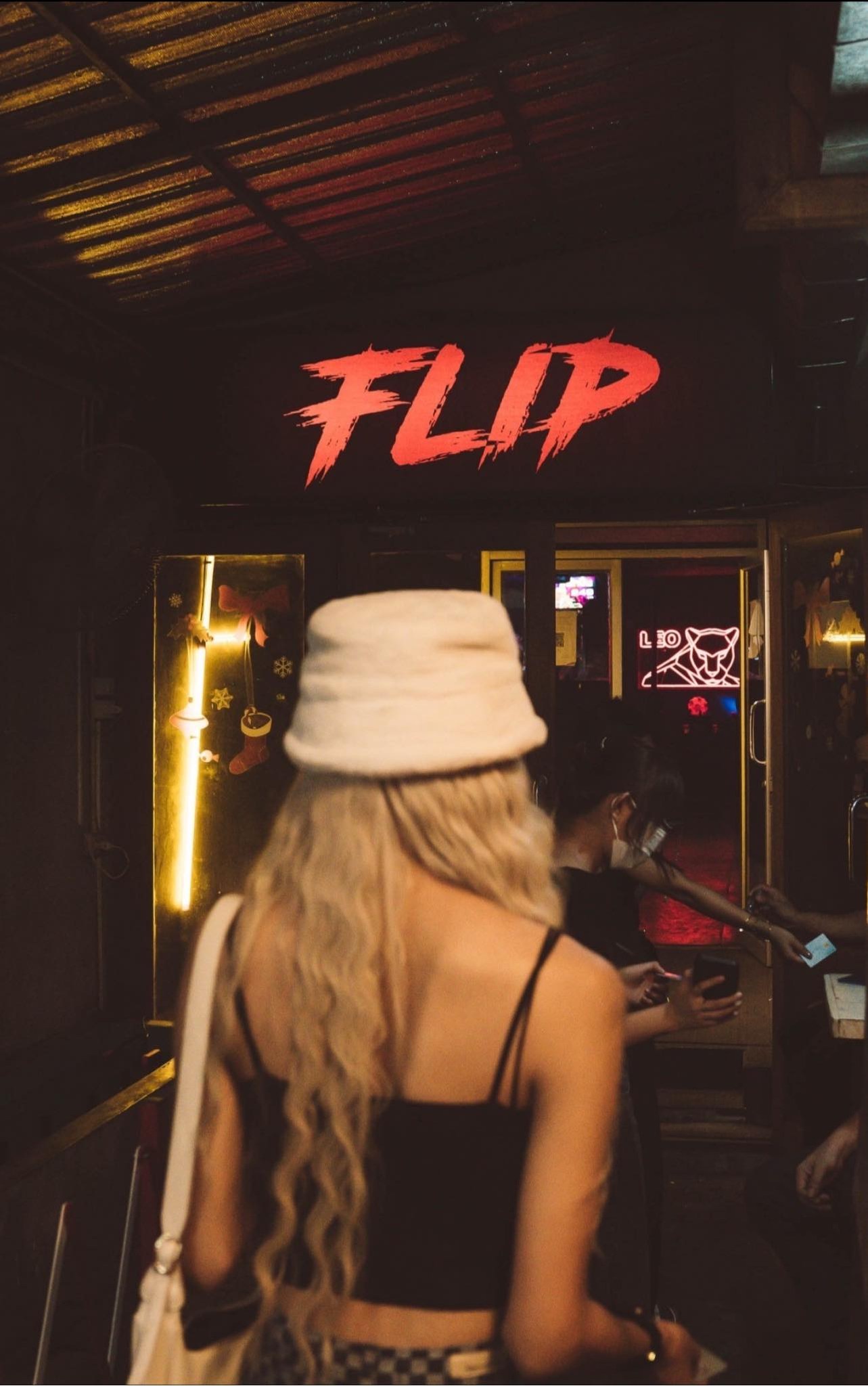 ศุกร์หรรษา กุจะพาไป Flip rangsit... - แดกเหล้าเรียกกูด้วย | Facebook