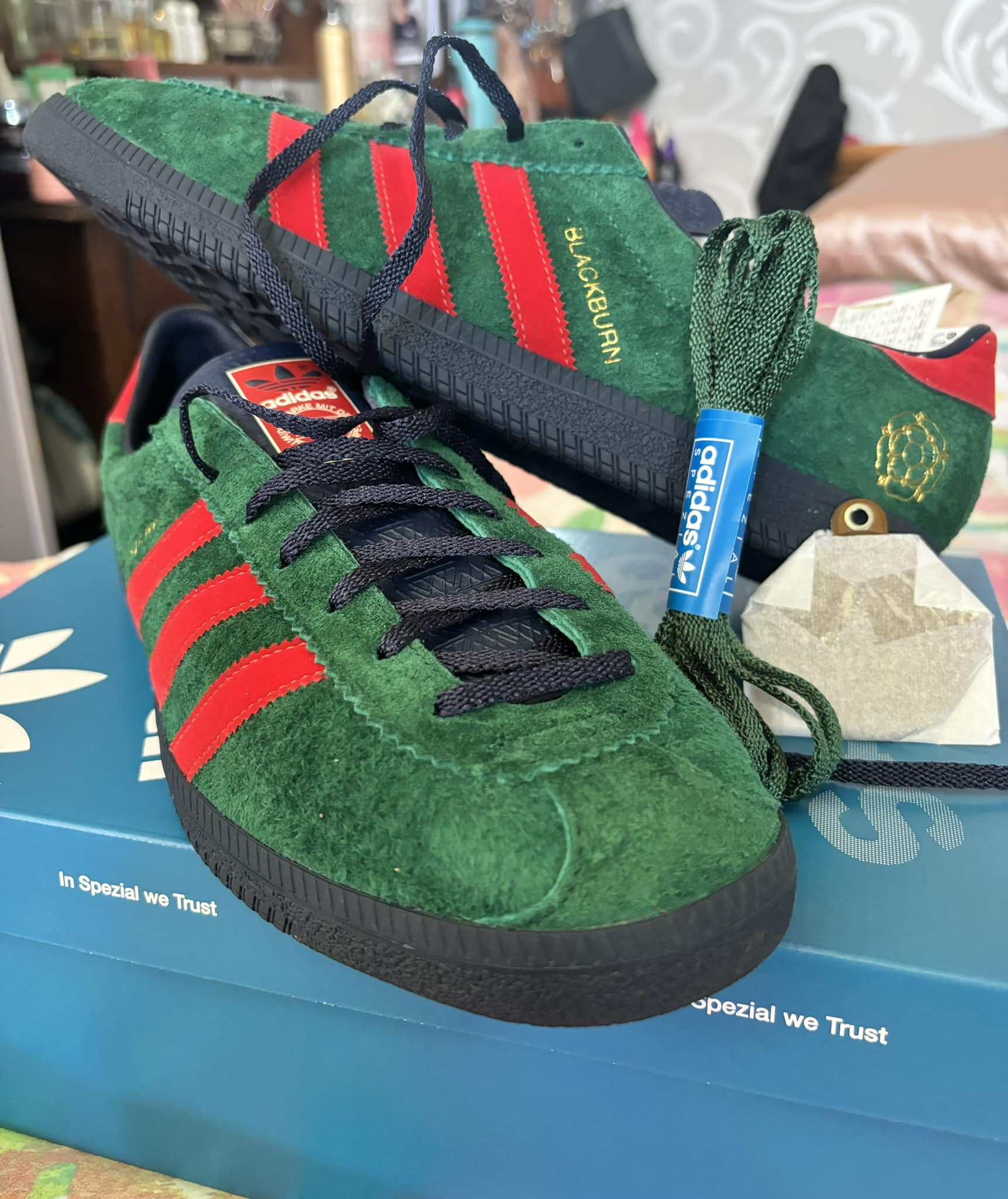 Adidas ZX 710 OG 75€ + shipping 9.5 US - 9 UK - 27.5 cm If i'm not